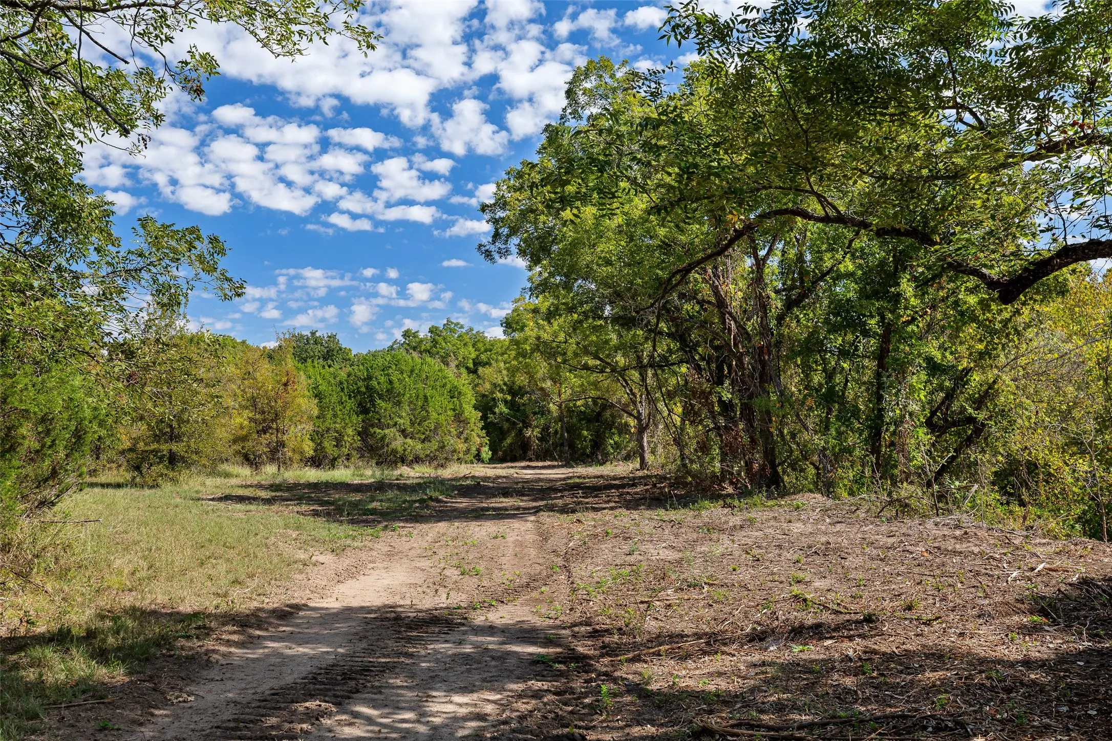 Unimproved Land For Sale in Hood County , TBD Overton Ct S, Granbury, Texas 76048, 0, 0, Garage spaces, 0 Sqft, built in 0, Price $895,000, mls#21211965, Real Estate Agent in Granbury, Homes For Sale in Hood county, Homes For Sale in Granbury, Realtor in Granbury Texas, Real Estate Brokerage Independent Realty Texas, Luminita Cordes Realtor