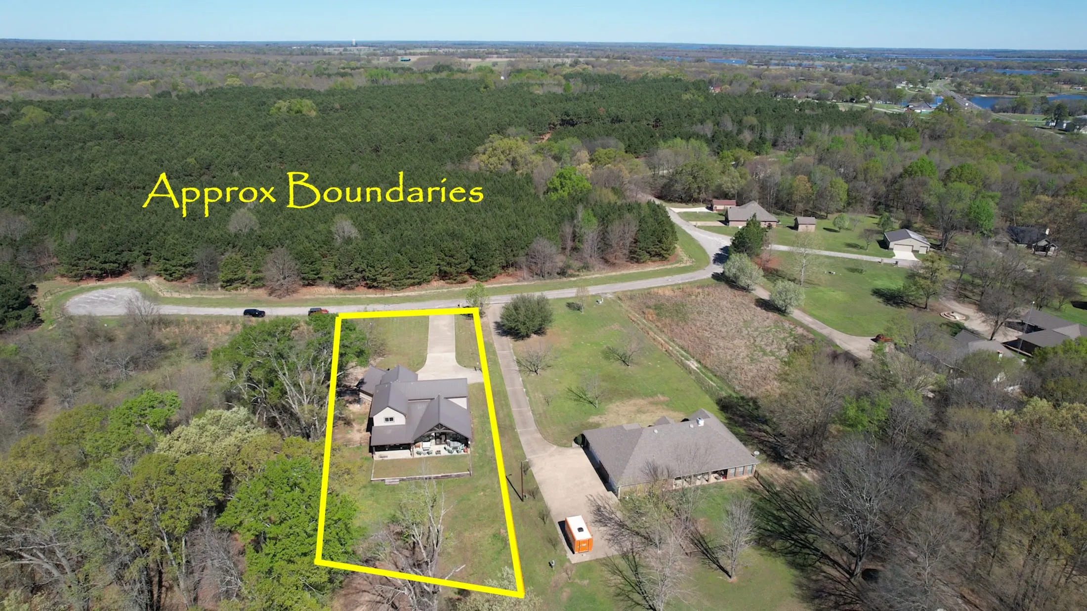 Single Family Residence For Sale in Wood County , 181 County Road 1505, Alba, Texas 75410, 4 Bedroom, 3 Bathroom, 2 Garage spaces, 3,386 Sqft, built in 2019, Preowned, mls#21211835, Real Estate Agent in Alba, Homes For Sale in Wood county, Homes For Sale in Alba, Realtor in Alba Texas, Real Estate Brokerage Independent Realty Texas, Luminita Cordes Realtor