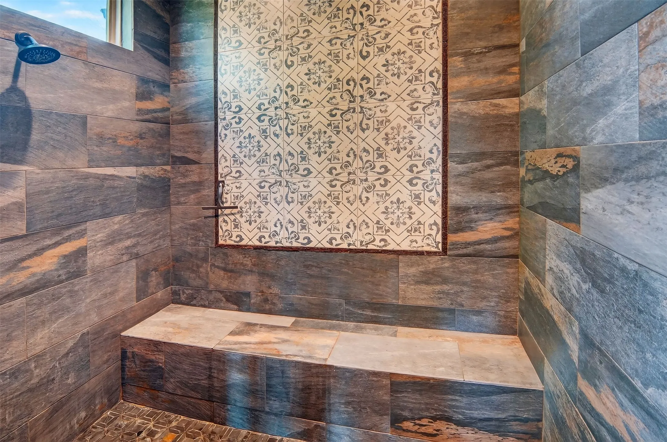 Single Family Residence For Sale in Wood County , 181 County Road 1505, Alba, Texas 75410, 4 Bedroom, 3 Bathroom, 2 Garage spaces, 3,386 Sqft, built in 2019, Preowned, mls#21211835, Real Estate Agent in Alba, Homes For Sale in Wood county, Homes For Sale in Alba, Realtor in Alba Texas, Real Estate Brokerage Independent Realty Texas, Luminita Cordes Realtor