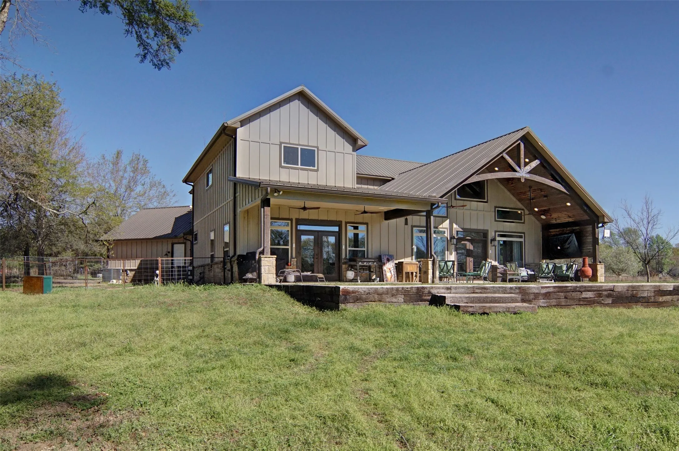 Single Family Residence For Sale in Wood County , 181 County Road 1505, Alba, Texas 75410, 4 Bedroom, 3 Bathroom, 2 Garage spaces, 3,386 Sqft, built in 2019, Preowned, mls#21211835, Real Estate Agent in Alba, Homes For Sale in Wood county, Homes For Sale in Alba, Realtor in Alba Texas, Real Estate Brokerage Independent Realty Texas, Luminita Cordes Realtor