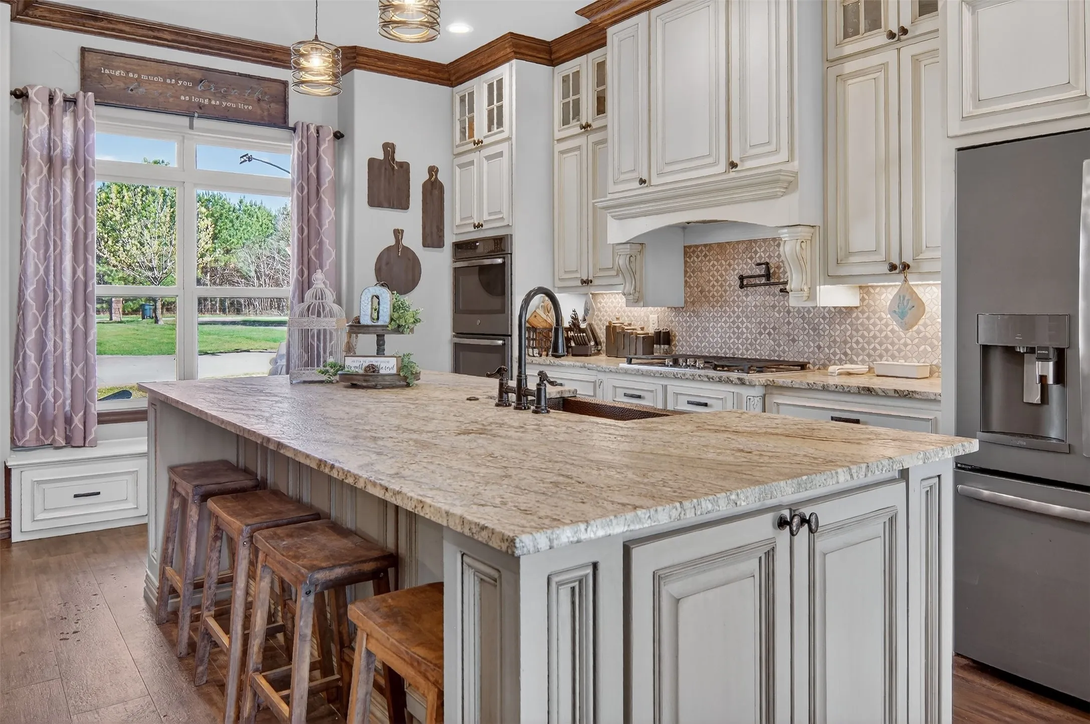 Single Family Residence For Sale in Wood County , 181 County Road 1505, Alba, Texas 75410, 4 Bedroom, 3 Bathroom, 2 Garage spaces, 3,386 Sqft, built in 2019, Preowned, mls#21211835, Real Estate Agent in Alba, Homes For Sale in Wood county, Homes For Sale in Alba, Realtor in Alba Texas, Real Estate Brokerage Independent Realty Texas, Luminita Cordes Realtor