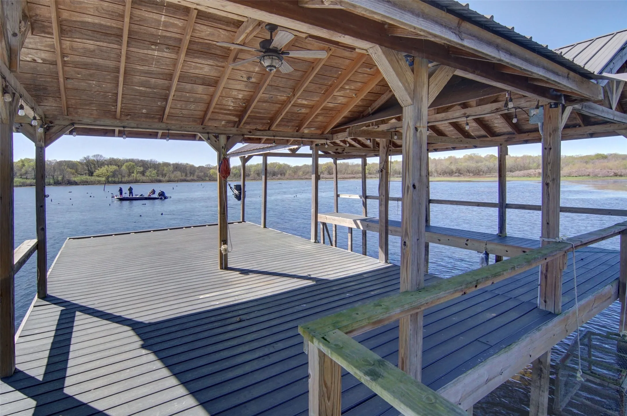 Single Family Residence For Sale in Wood County , 181 County Road 1505, Alba, Texas 75410, 4 Bedroom, 3 Bathroom, 2 Garage spaces, 3,386 Sqft, built in 2019, Preowned, mls#21211835, Real Estate Agent in Alba, Homes For Sale in Wood county, Homes For Sale in Alba, Realtor in Alba Texas, Real Estate Brokerage Independent Realty Texas, Luminita Cordes Realtor