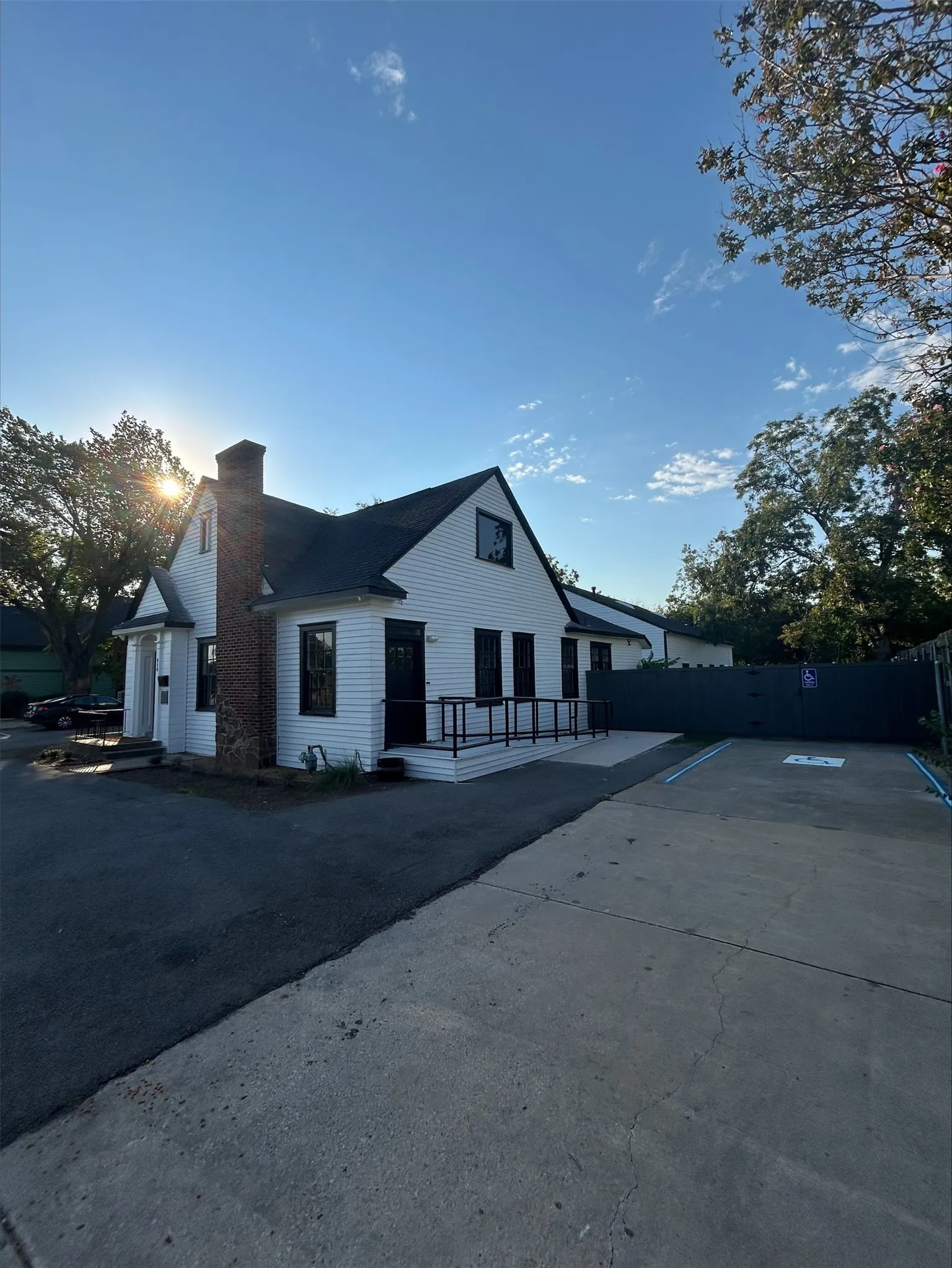 View of home's exterior