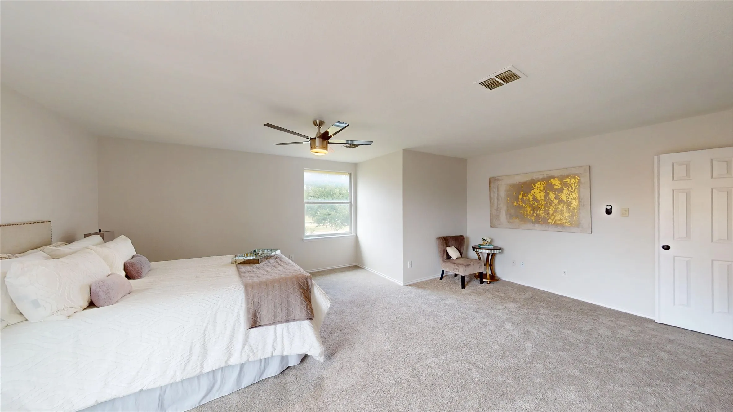 Single Family Residence For Sale in Tarrant County , 523 Zachum Drive, Arlington, Texas 76002, 5 Bedroom, 3 Bathroom, 2 Garage spaces, 3,609 Sqft, built in 2004, mls#21212040, Real Estate Agent in Arlington, Homes For Sale in Tarrant county, Homes For Sale in Arlington, Realtor in Arlington Texas, Real Estate Brokerage Independent Realty Texas, Luminita Cordes Realtor