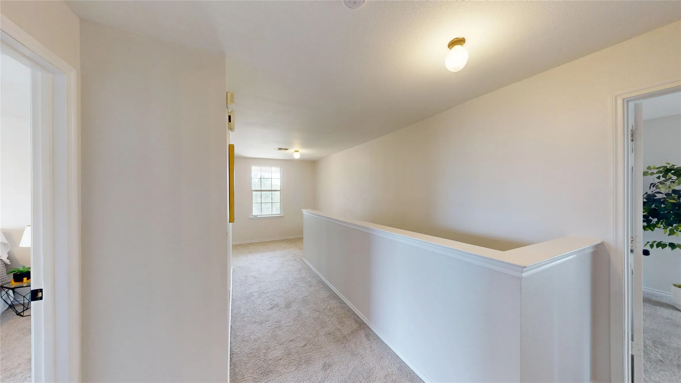 Single Family Residence For Sale in Tarrant County , 523 Zachum Drive, Arlington, Texas 76002, 5 Bedroom, 3 Bathroom, 2 Garage spaces, 3,609 Sqft, built in 2004, mls#21212040, Real Estate Agent in Arlington, Homes For Sale in Tarrant county, Homes For Sale in Arlington, Realtor in Arlington Texas, Real Estate Brokerage Independent Realty Texas, Luminita Cordes Realtor