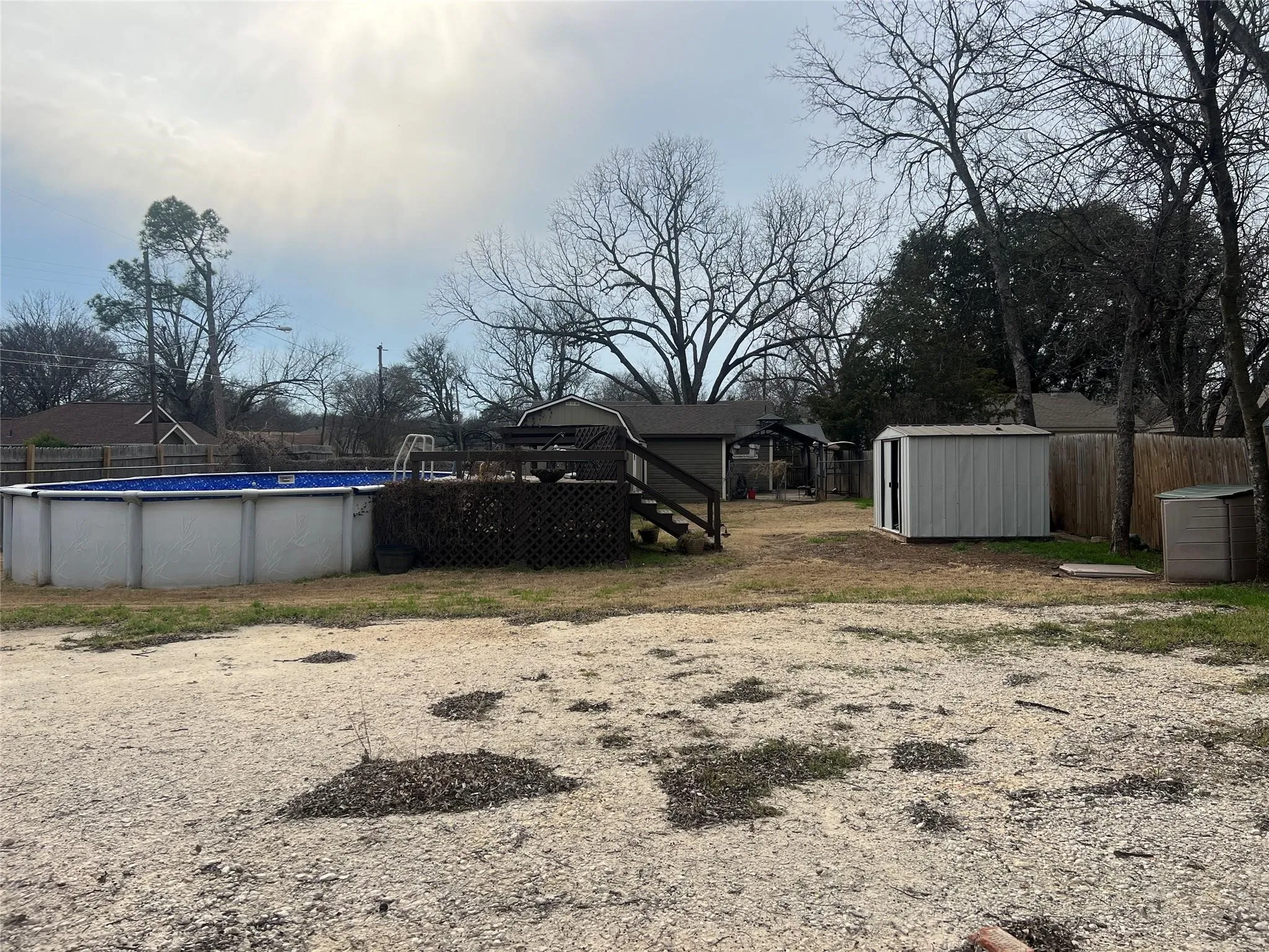 Single Family Residence For Sale in Johnson County , 104 Dixon Street, Cleburne, Texas 76033, 2 Bedroom, 1 Bathroom, 1 Garage spaces, 1,119 Sqft, built in 1964, Unknown, mls#21212111, Real Estate Agent in Cleburne, Homes For Sale in Johnson county, Homes For Sale in Cleburne, Realtor in Cleburne Texas, Real Estate Brokerage Independent Realty Texas, Luminita Cordes Realtor