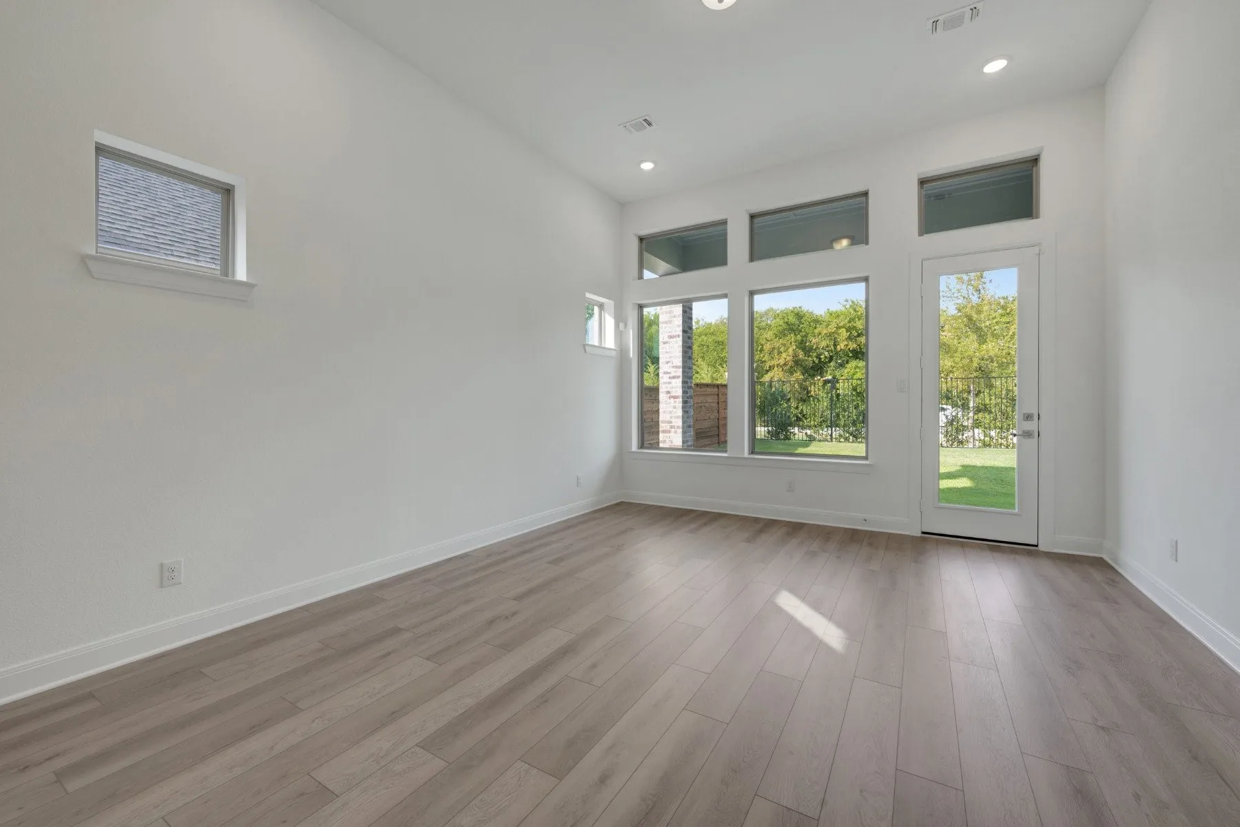 Single Family Residence For Sale in Dallas County , 1737 Mosaic Way, Mesquite, Texas 75181, 3 Bedroom, 2 Bathroom, 2 Garage spaces, 1,821 Sqft, built in 2026, New Construction - Complete, mls#21211314, Real Estate Agent in Mesquite, Homes For Sale in Dallas county, Homes For Sale in Mesquite, Realtor in Mesquite Texas, Real Estate Brokerage Independent Realty Texas, Luminita Cordes Realtor