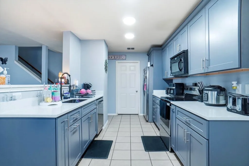 Single Family Residence For Sale in Rockwall County , 3008 Misty Way Drive, Wylie, Texas 75098, 4 Bedroom, 3 Bathroom, 1 Garage spaces, 2,337 Sqft, built in 2006, Preowned, mls#21212003, Real Estate Agent in Wylie, Homes For Sale in Rockwall county, Homes For Sale in Wylie, Realtor in Wylie Texas, Real Estate Brokerage Independent Realty Texas, Luminita Cordes Realtor