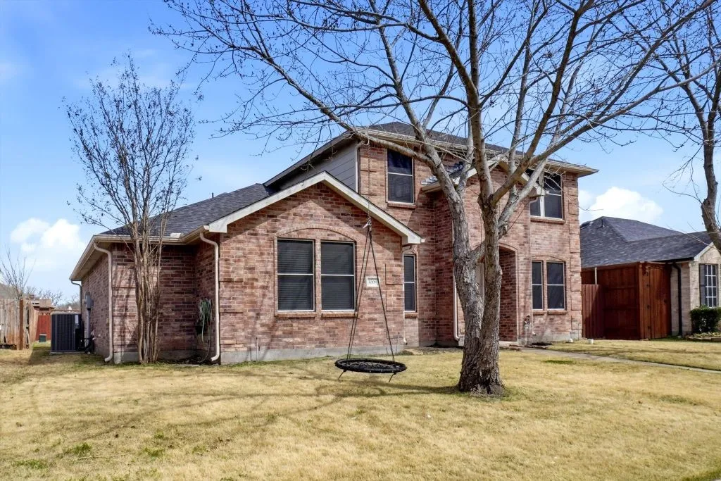 Single Family Residence For Sale in Rockwall County , 3008 Misty Way Drive, Wylie, Texas 75098, 4 Bedroom, 3 Bathroom, 1 Garage spaces, 2,337 Sqft, built in 2006, Preowned, mls#21212003, Real Estate Agent in Wylie, Homes For Sale in Rockwall county, Homes For Sale in Wylie, Realtor in Wylie Texas, Real Estate Brokerage Independent Realty Texas, Luminita Cordes Realtor
