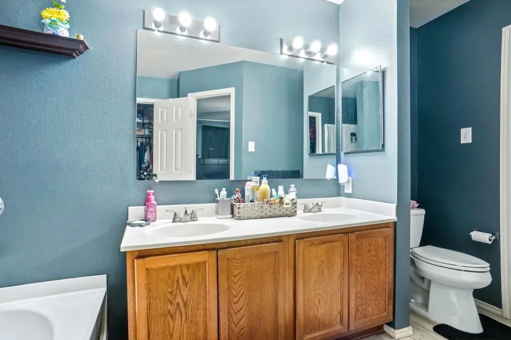 Single Family Residence For Sale in Rockwall County , 3008 Misty Way Drive, Wylie, Texas 75098, 4 Bedroom, 3 Bathroom, 1 Garage spaces, 2,337 Sqft, built in 2006, Preowned, mls#21212003, Real Estate Agent in Wylie, Homes For Sale in Rockwall county, Homes For Sale in Wylie, Realtor in Wylie Texas, Real Estate Brokerage Independent Realty Texas, Luminita Cordes Realtor