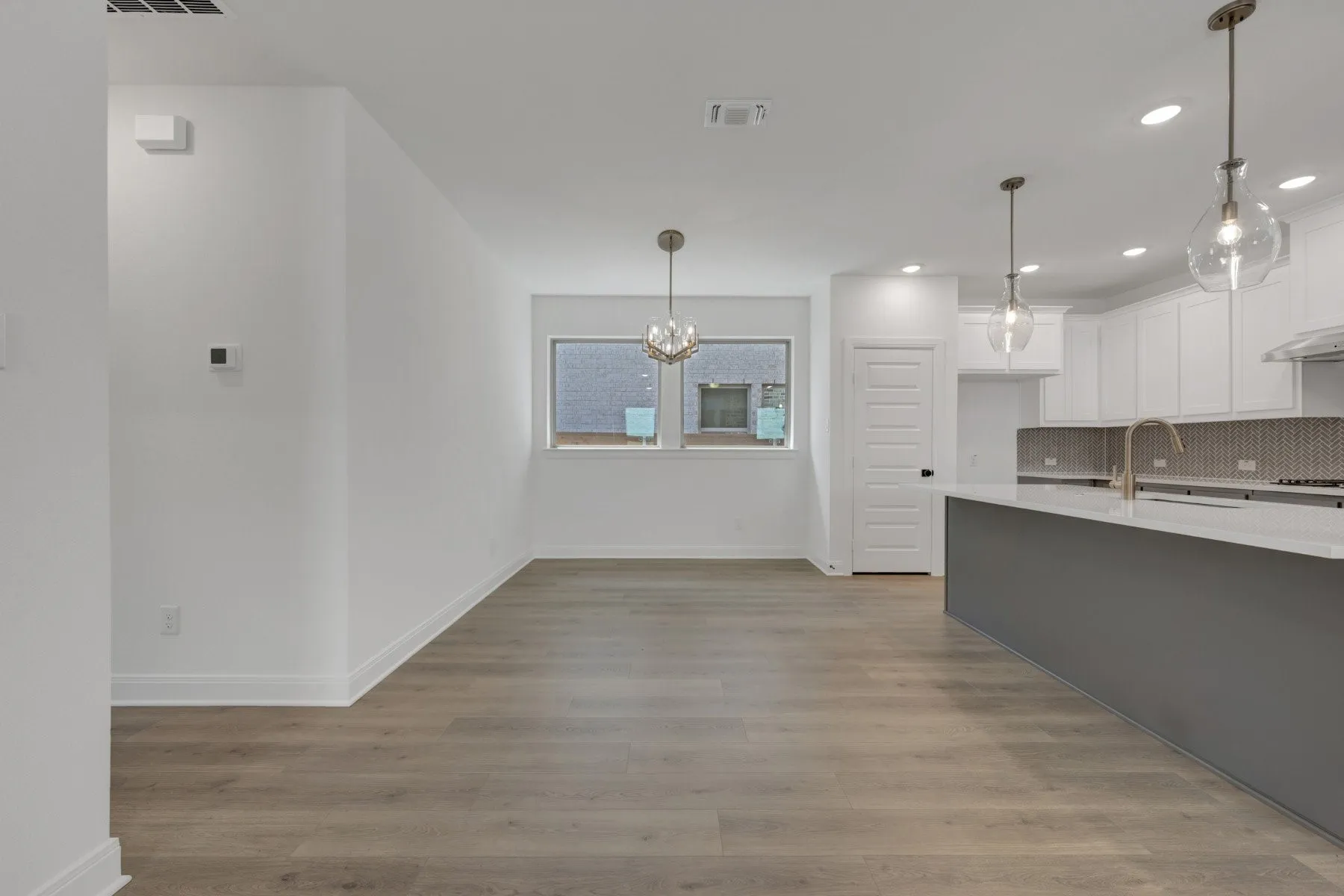 Single Family Residence For Sale in Dallas County , 1729 MOSAIC Way, Mesquite, Texas 75181, 3 Bedroom, 3 Bathroom, 2 Garage spaces, 2,064 Sqft, built in 2026, New Construction - Incomplete, mls#21212220, Real Estate Agent in Mesquite, Homes For Sale in Dallas county, Homes For Sale in Mesquite, Realtor in Mesquite Texas, Real Estate Brokerage Independent Realty Texas, Luminita Cordes Realtor