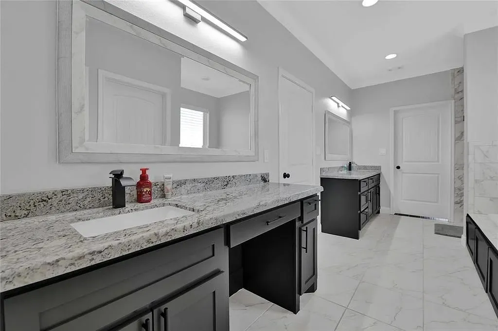 Single Family Residence For Sale in Jefferson (TX) County , 10960 Sheila Court, Beaumont, Texas 77705, 4 Bedroom, 3 Bathroom, 2 Garage spaces, 2,715 Sqft, built in 2013, mls#21210722, Real Estate Agent in Beaumont, Homes For Sale in Jefferson (TX) county, Homes For Sale in Beaumont, Realtor in Beaumont Texas, Real Estate Brokerage Independent Realty Texas, Luminita Cordes Realtor