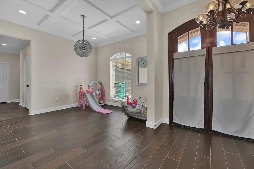 Single Family Residence For Sale in Jefferson (TX) County , 10960 Sheila Court, Beaumont, Texas 77705, 4 Bedroom, 3 Bathroom, 2 Garage spaces, 2,715 Sqft, built in 2013, mls#21210722, Real Estate Agent in Beaumont, Homes For Sale in Jefferson (TX) county, Homes For Sale in Beaumont, Realtor in Beaumont Texas, Real Estate Brokerage Independent Realty Texas, Luminita Cordes Realtor