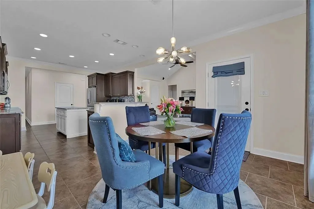 Single Family Residence For Sale in Jefferson (TX) County , 10960 Sheila Court, Beaumont, Texas 77705, 4 Bedroom, 3 Bathroom, 2 Garage spaces, 2,715 Sqft, built in 2013, mls#21210722, Real Estate Agent in Beaumont, Homes For Sale in Jefferson (TX) county, Homes For Sale in Beaumont, Realtor in Beaumont Texas, Real Estate Brokerage Independent Realty Texas, Luminita Cordes Realtor