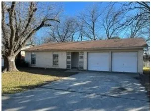 Single Family Residence For Rent in Denton County , 3418 Hummingbird Lane, Denton, Texas 76209, 3 Bedrooms, 2 Bathrooms, 2 Garage spaces, 1,220 Sqft, built in 1970, Price $1,695, mls#21212230, Real Estate Agent in Denton, Homes For Rent in Denton county, Homes For Rent in Denton, Realtor in Denton Texas, Real Estate Brokerage Independent Realty Texas, Luminita Cordes Realtor