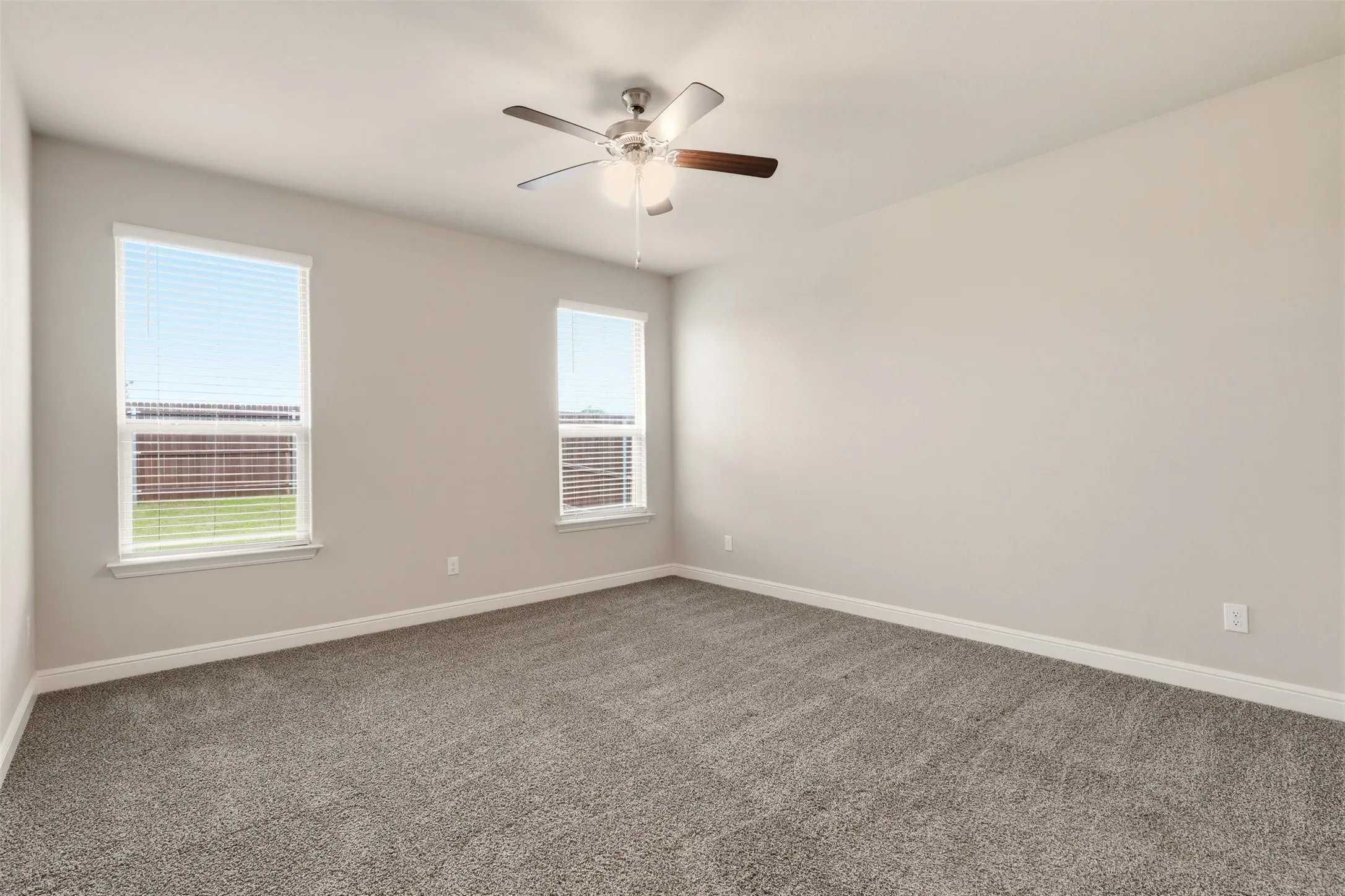 Single Family Residence For Sale in Wise County , 14609 Antlia Drive, Haslet, Texas 76052, 4 Bedrooms, 2 Bathrooms, 2 Garage spaces, 2,014 Sqft, built in 2023, Preowned, Price $369,900, mls#21209116, Real Estate Agent in Haslet, Homes For Sale in Wise county, Homes For Sale in Haslet, Realtor in Haslet Texas, Real Estate Brokerage Independent Realty Texas, Luminita Cordes Realtor