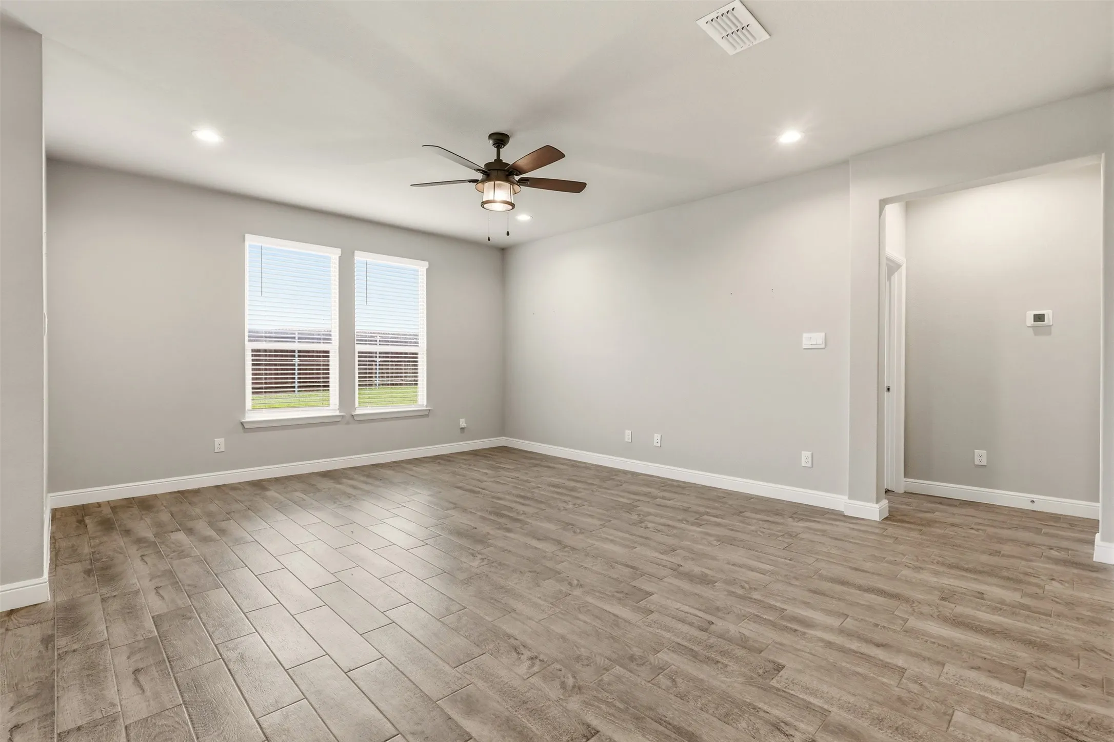 Single Family Residence For Sale in Wise County , 14609 Antlia Drive, Haslet, Texas 76052, 4 Bedrooms, 2 Bathrooms, 2 Garage spaces, 2,014 Sqft, built in 2023, Preowned, Price $369,900, mls#21209116, Real Estate Agent in Haslet, Homes For Sale in Wise county, Homes For Sale in Haslet, Realtor in Haslet Texas, Real Estate Brokerage Independent Realty Texas, Luminita Cordes Realtor