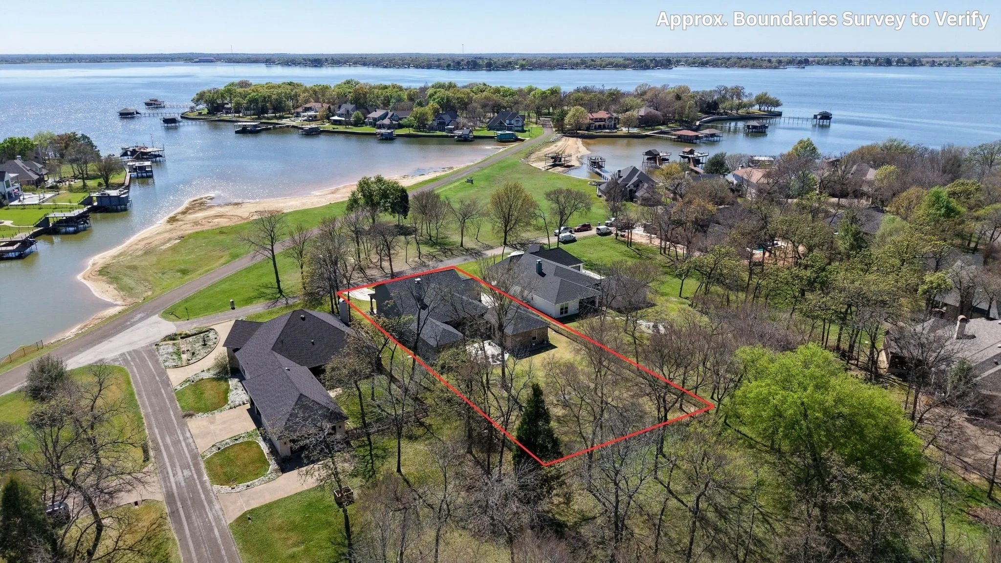 Single Family Residence For Sale in Henderson County , 148 Hilton Head Island Drive, Mabank, Texas 75156, 4 Bedroom, 3 Bathroom, 3 Garage spaces, 3,143 Sqft, built in 2022, Preowned, mls#21207064, Real Estate Agent in Mabank, Homes For Sale in Henderson county, Homes For Sale in Mabank, Realtor in Mabank Texas, Real Estate Brokerage Independent Realty Texas, Luminita Cordes Realtor