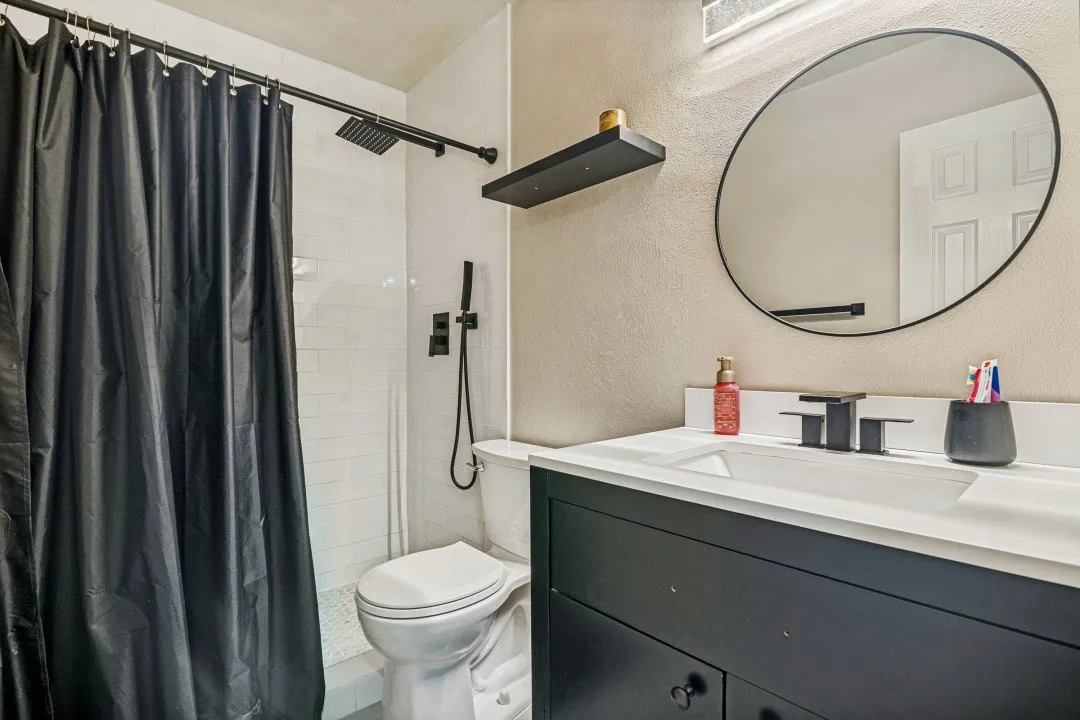 Single Family Residence For Sale in Dallas County , 5301 Oceanport Drive, Garland, Texas 75043, 4 Bedroom, 3 Bathroom, Garage spaces, 2,245 Sqft, built in 1984, mls#21211336, Real Estate Agent in Garland, Homes For Sale in Dallas county, Homes For Sale in Garland, Realtor in Garland Texas, Real Estate Brokerage Independent Realty Texas, Luminita Cordes Realtor