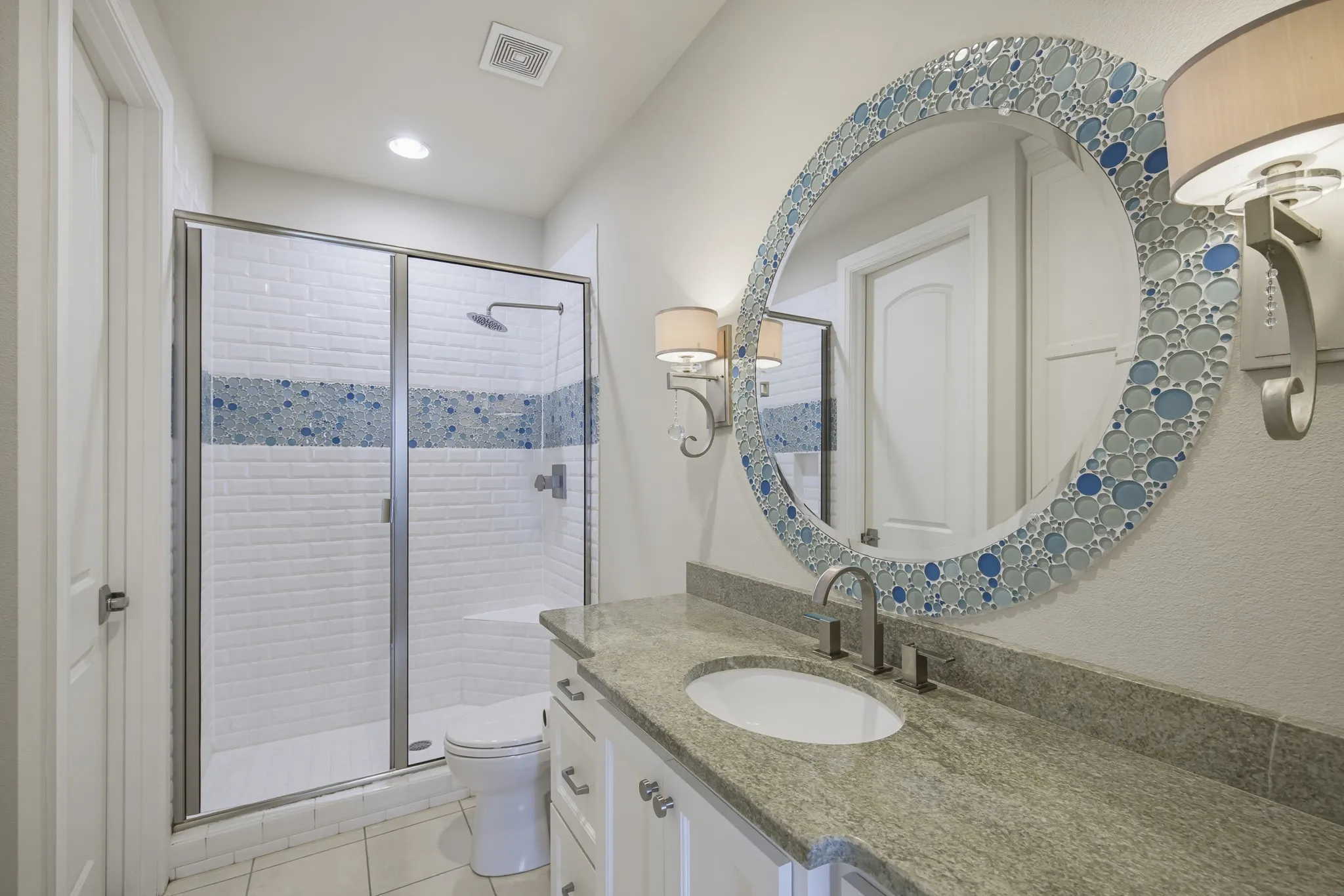 Single Family Residence For Sale in Tarrant County , 7001 Oakmont Terrace, Fort Worth, Texas 76132, 6 Bedroom, 5 Bathroom, 4 Garage spaces, 6,150 Sqft, built in 2013, Preowned, mls#21187745, Real Estate Agent in Fort Worth, Homes For Sale in Tarrant county, Homes For Sale in Fort Worth, Realtor in Fort Worth Texas, Real Estate Brokerage Independent Realty Texas, Luminita Cordes Realtor