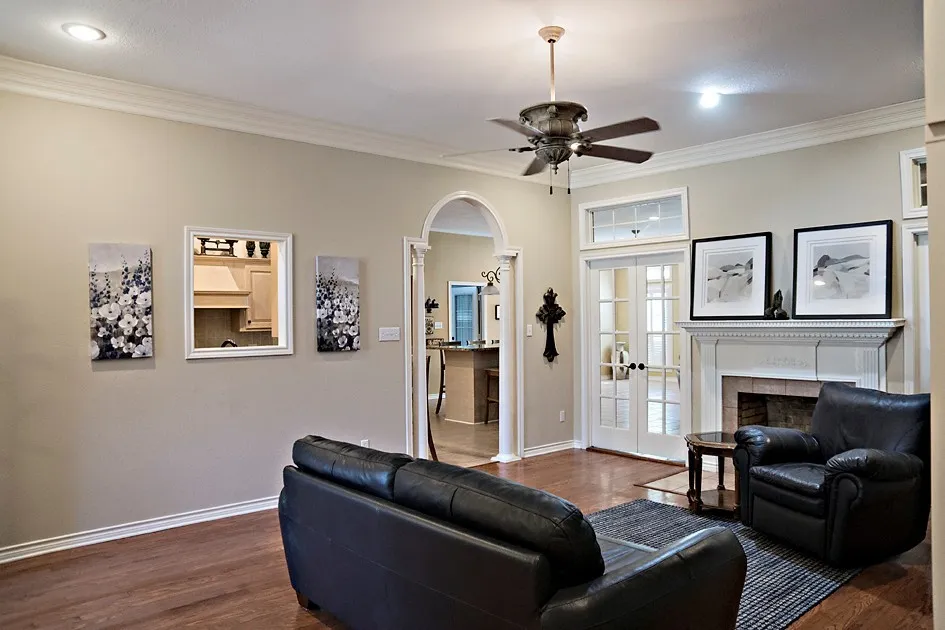 Single Family Residence For Sale in Henderson County , 1111 Lonnie Drive, Athens, Texas 75751, 3 Bedroom, 2 Bathroom, 2 Garage spaces, 2,757 Sqft, built in 2005, Price $413,550, mls#21212442, Real Estate Agent in Athens, Homes For Sale in Henderson county, Homes For Sale in Athens, Realtor in Athens Texas, Real Estate Brokerage Independent Realty Texas, Luminita Cordes Realtor