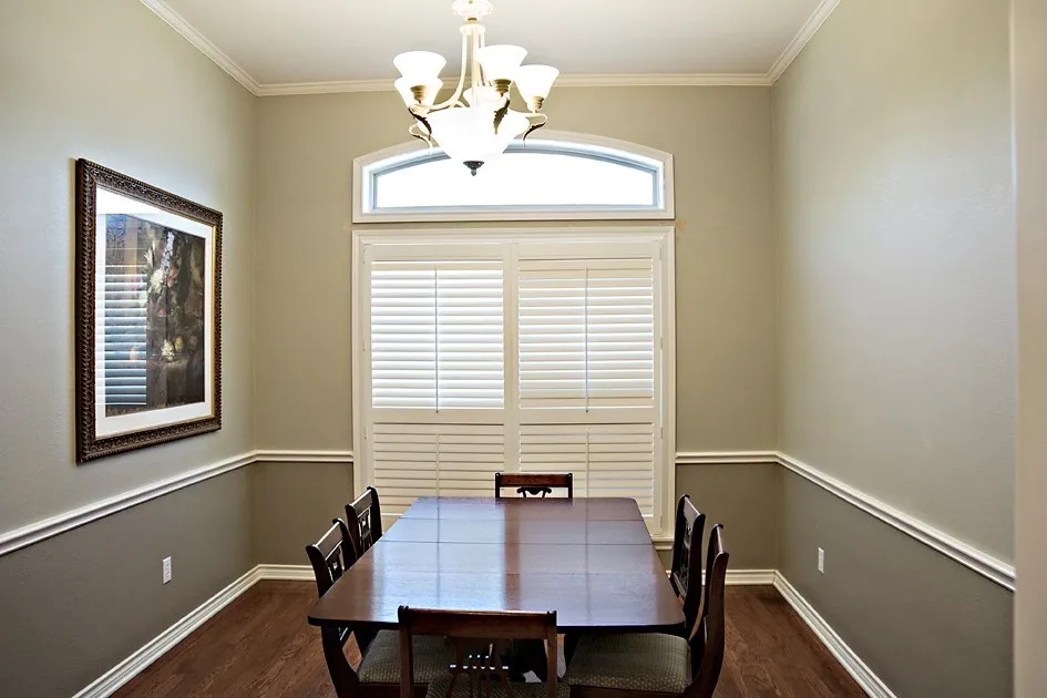 Single Family Residence For Sale in Henderson County , 1111 Lonnie Drive, Athens, Texas 75751, 3 Bedroom, 2 Bathroom, 2 Garage spaces, 2,757 Sqft, built in 2005, Price $413,550, mls#21212442, Real Estate Agent in Athens, Homes For Sale in Henderson county, Homes For Sale in Athens, Realtor in Athens Texas, Real Estate Brokerage Independent Realty Texas, Luminita Cordes Realtor