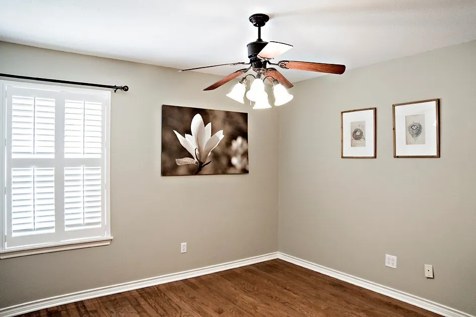 Single Family Residence For Sale in Henderson County , 1111 Lonnie Drive, Athens, Texas 75751, 3 Bedroom, 2 Bathroom, 2 Garage spaces, 2,757 Sqft, built in 2005, Price $413,550, mls#21212442, Real Estate Agent in Athens, Homes For Sale in Henderson county, Homes For Sale in Athens, Realtor in Athens Texas, Real Estate Brokerage Independent Realty Texas, Luminita Cordes Realtor