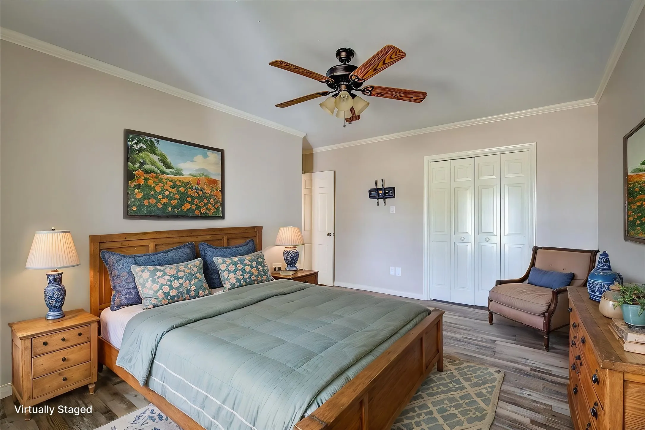 upstairs bedroom 4