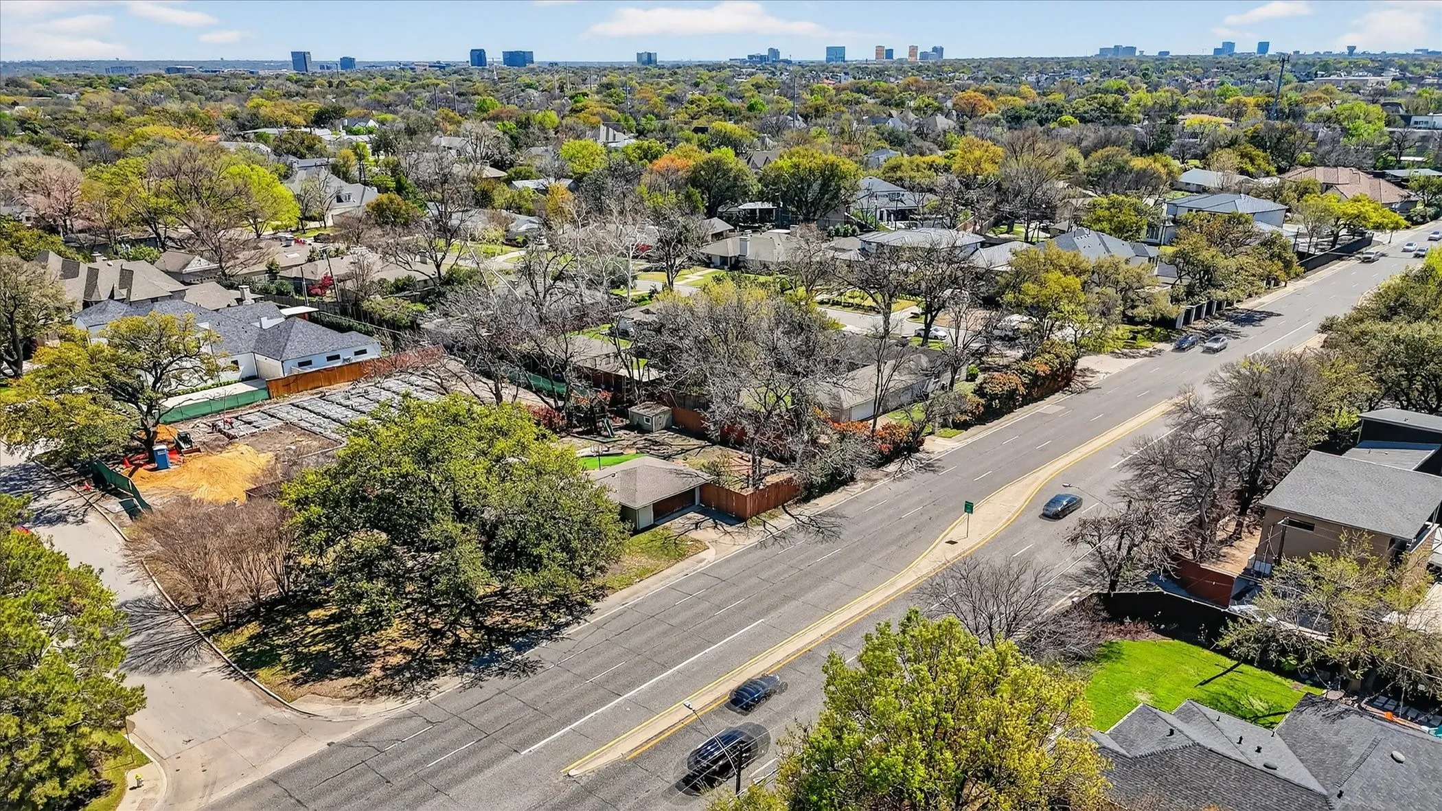 Single Family Residence For Sale in Dallas County , 6006 Boca Raton Drive, Dallas, Texas 75230, 3 Bedrooms, 3 Bathrooms, 2 Garage spaces, 2,201 Sqft, built in 1954, Price $1,389,000, mls#21212448, Real Estate Agent in Dallas, Homes For Sale in Dallas county, Homes For Sale in Dallas, Realtor in Dallas Texas, Real Estate Brokerage Independent Realty Texas, Luminita Cordes Realtor