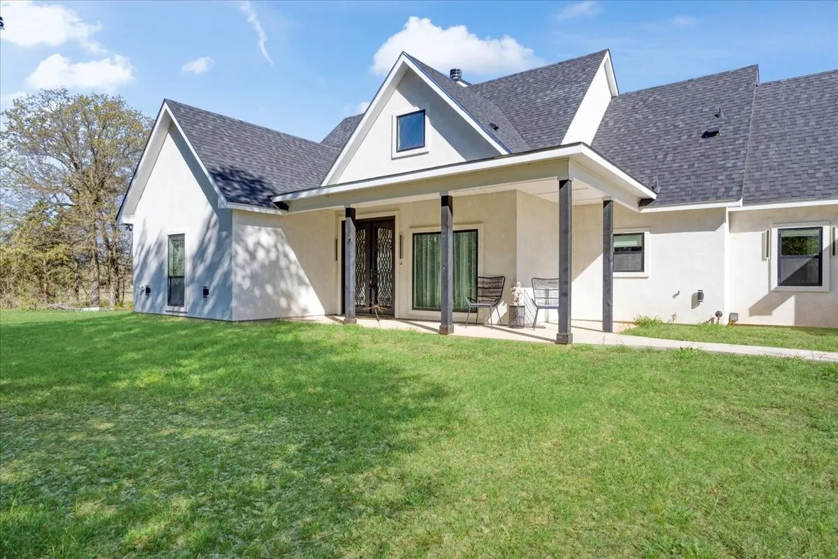 Single Family Residence For Sale in Titus County , 471 CR 2850, Pittsburg, Texas 75686, 4 Bedroom, 3 Bathroom, 2 Garage spaces, 2,633 Sqft, built in 2024, Preowned, mls#21212313, Real Estate Agent in Pittsburg, Homes For Sale in Titus county, Homes For Sale in Pittsburg, Realtor in Pittsburg Texas, Real Estate Brokerage Independent Realty Texas, Luminita Cordes Realtor