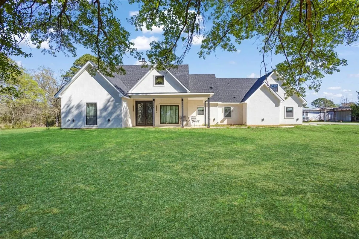 Single Family Residence For Sale in Titus County , 471 CR 2850, Pittsburg, Texas 75686, 4 Bedroom, 3 Bathroom, 2 Garage spaces, 2,633 Sqft, built in 2024, Preowned, mls#21212313, Real Estate Agent in Pittsburg, Homes For Sale in Titus county, Homes For Sale in Pittsburg, Realtor in Pittsburg Texas, Real Estate Brokerage Independent Realty Texas, Luminita Cordes Realtor