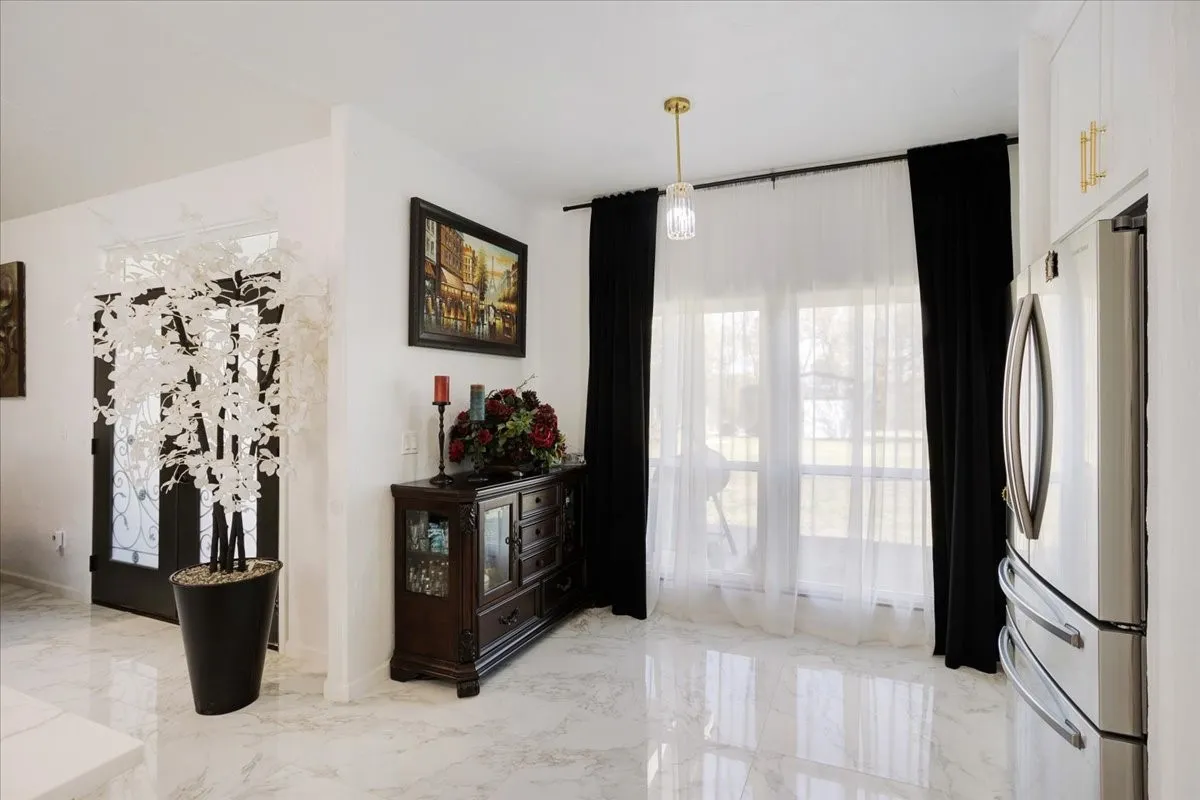 Single Family Residence For Sale in Titus County , 471 CR 2850, Pittsburg, Texas 75686, 4 Bedroom, 3 Bathroom, 2 Garage spaces, 2,633 Sqft, built in 2024, Preowned, mls#21212313, Real Estate Agent in Pittsburg, Homes For Sale in Titus county, Homes For Sale in Pittsburg, Realtor in Pittsburg Texas, Real Estate Brokerage Independent Realty Texas, Luminita Cordes Realtor