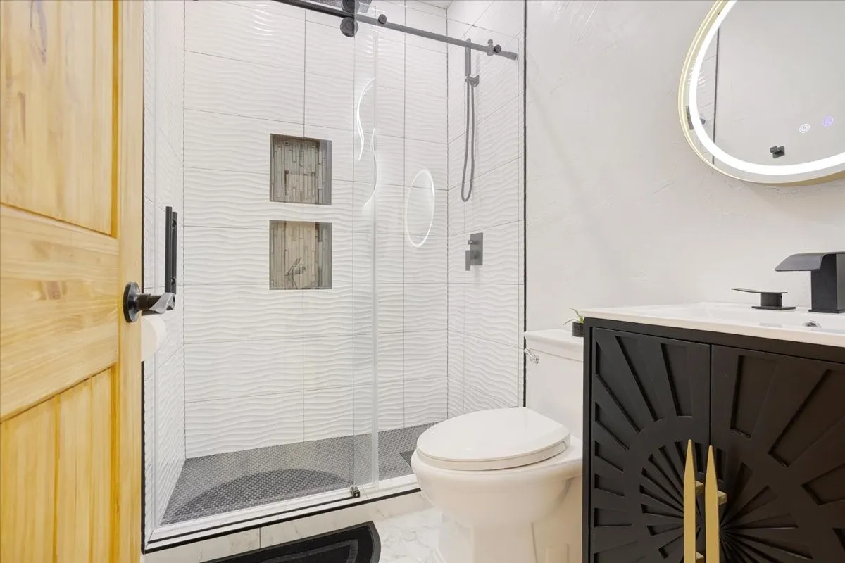 Single Family Residence For Sale in Titus County , 471 CR 2850, Pittsburg, Texas 75686, 4 Bedroom, 3 Bathroom, 2 Garage spaces, 2,633 Sqft, built in 2024, Preowned, mls#21212313, Real Estate Agent in Pittsburg, Homes For Sale in Titus county, Homes For Sale in Pittsburg, Realtor in Pittsburg Texas, Real Estate Brokerage Independent Realty Texas, Luminita Cordes Realtor