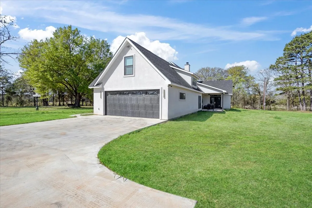 Single Family Residence For Sale in Titus County , 471 CR 2850, Pittsburg, Texas 75686, 4 Bedroom, 3 Bathroom, 2 Garage spaces, 2,633 Sqft, built in 2024, Preowned, mls#21212313, Real Estate Agent in Pittsburg, Homes For Sale in Titus county, Homes For Sale in Pittsburg, Realtor in Pittsburg Texas, Real Estate Brokerage Independent Realty Texas, Luminita Cordes Realtor