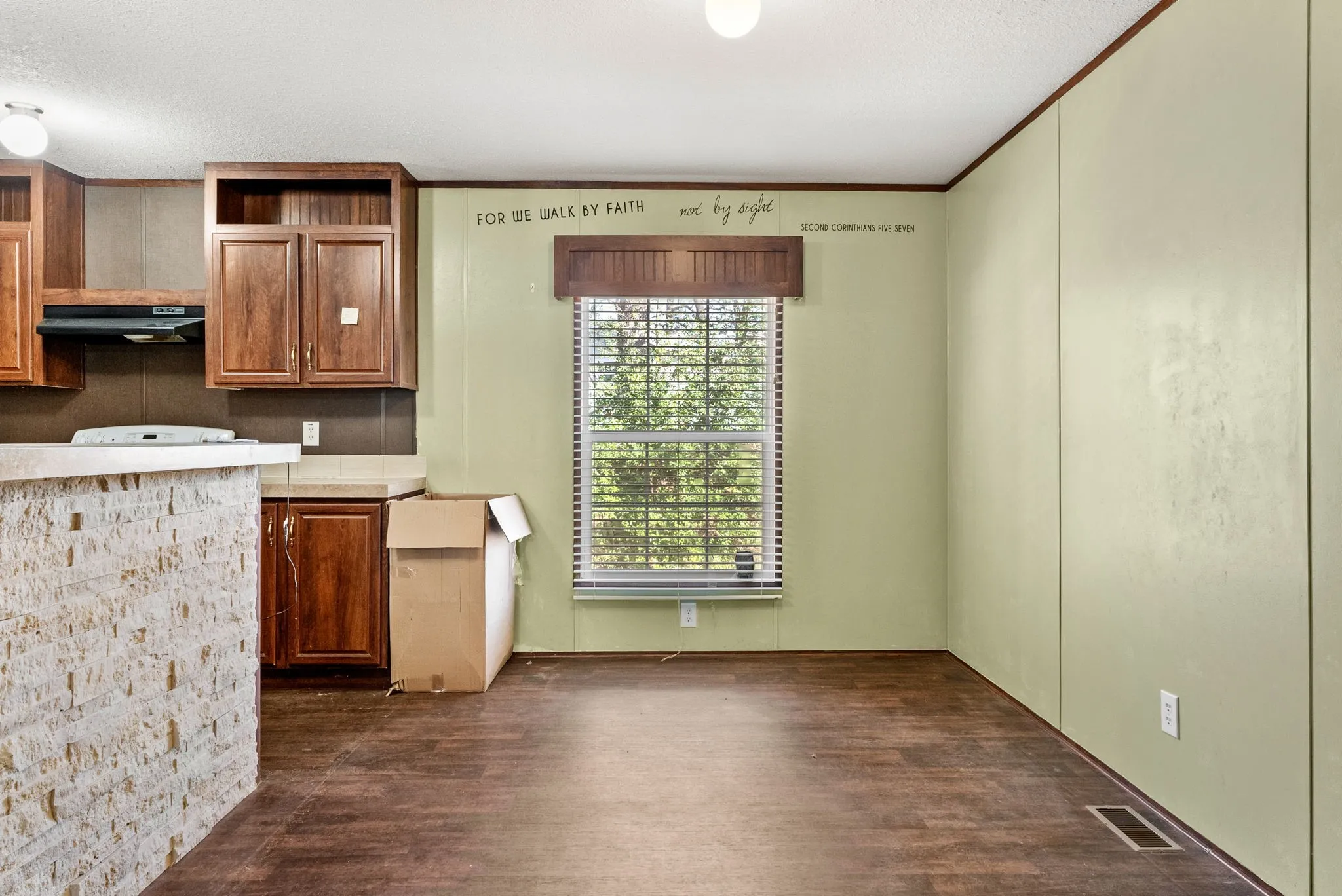 Single Family Residence For Sale in Smith County , 23425 FM 1995, Lindale, Texas 75771, 3 Bedrooms, 2 Bathrooms, Garage spaces, 1,320 Sqft, built in 2017, Price $314,000, mls#21212605, Real Estate Agent in Lindale, Homes For Sale in Smith county, Homes For Sale in Lindale, Realtor in Lindale Texas, Real Estate Brokerage Independent Realty Texas, Luminita Cordes Realtor