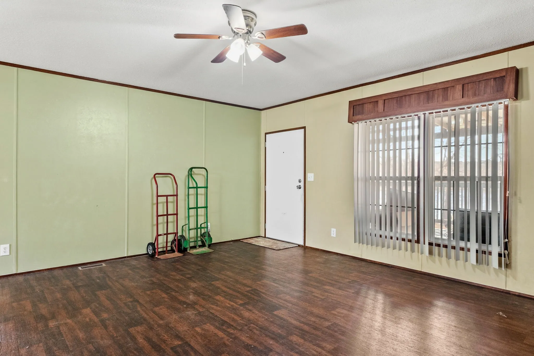 Single Family Residence For Sale in Smith County , 23425 FM 1995, Lindale, Texas 75771, 3 Bedrooms, 2 Bathrooms, Garage spaces, 1,320 Sqft, built in 2017, Price $314,000, mls#21212605, Real Estate Agent in Lindale, Homes For Sale in Smith county, Homes For Sale in Lindale, Realtor in Lindale Texas, Real Estate Brokerage Independent Realty Texas, Luminita Cordes Realtor