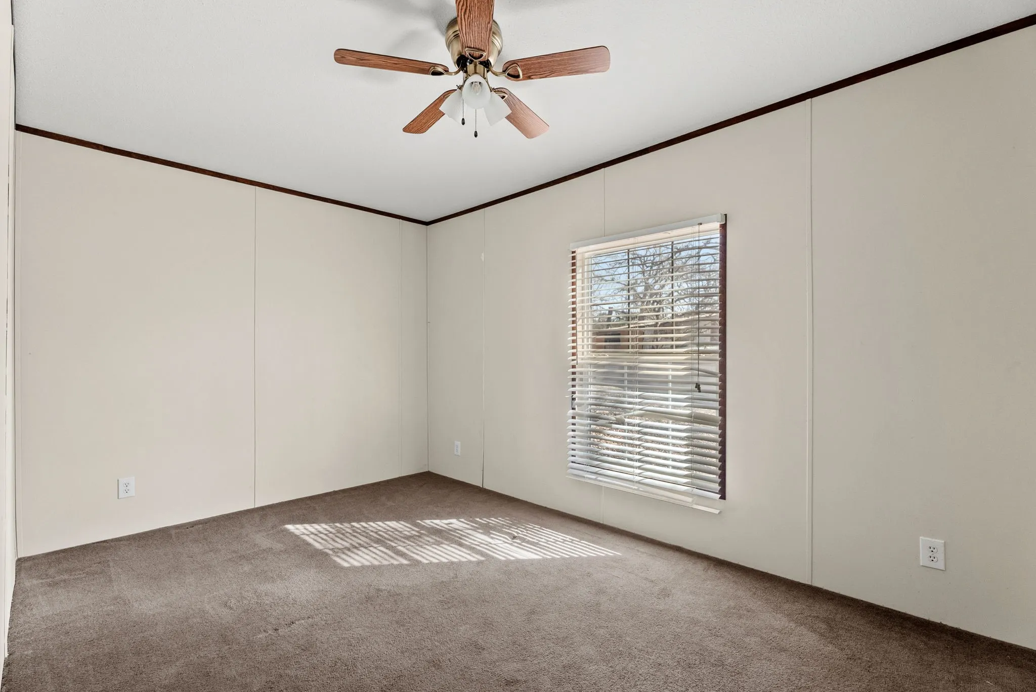 Single Family Residence For Sale in Smith County , 23425 FM 1995, Lindale, Texas 75771, 3 Bedrooms, 2 Bathrooms, Garage spaces, 1,320 Sqft, built in 2017, Price $314,000, mls#21212605, Real Estate Agent in Lindale, Homes For Sale in Smith county, Homes For Sale in Lindale, Realtor in Lindale Texas, Real Estate Brokerage Independent Realty Texas, Luminita Cordes Realtor