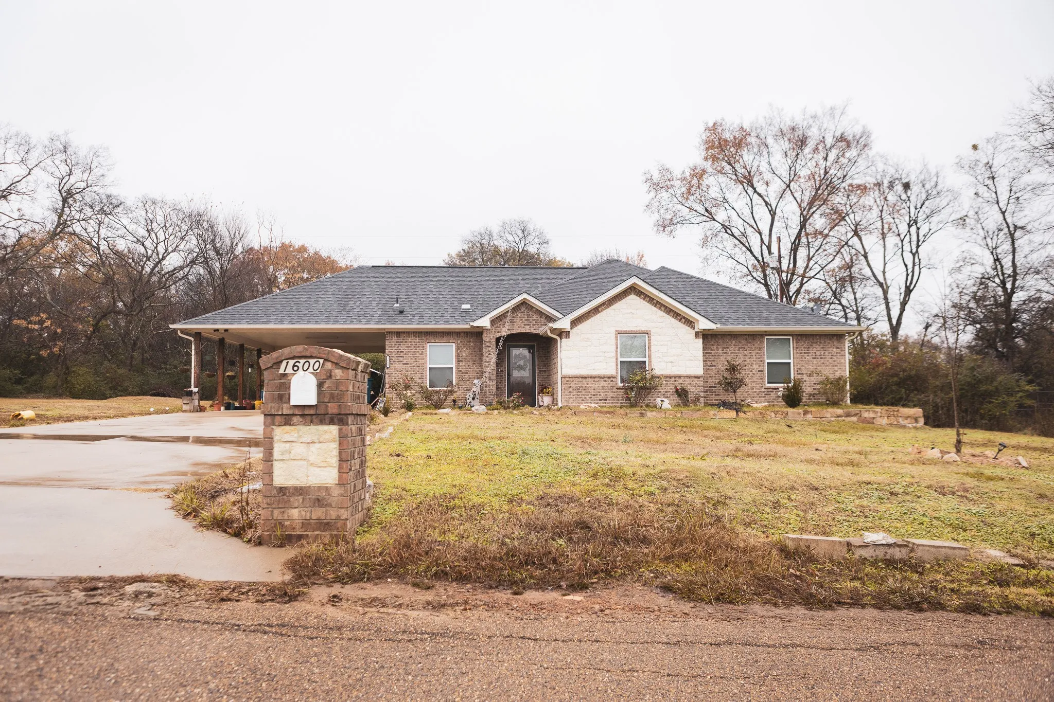 Single Family Residence For Sale in Titus County , 1600 Boatman, Mt Pleasant, Texas 75455, 3 Bedrooms, 2 Bathrooms, Garage spaces, 1,781 Sqft, built in 2021, Preowned, Price $320,000, mls#21210788, Real Estate Agent in Mt Pleasant, Homes For Sale in Titus county, Homes For Sale in Mt Pleasant, Realtor in Mt Pleasant Texas, Real Estate Brokerage Independent Realty Texas, Luminita Cordes Realtor