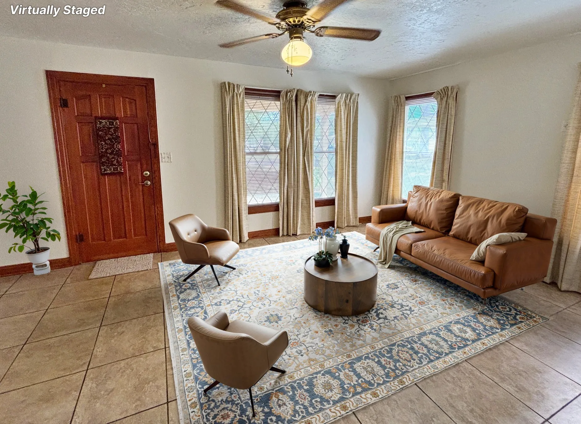 Single Family Residence For Sale in Titus County , 2431 N Jefferson, Mt Pleasant, Texas 75455, 4 Bedroom, 2 Bathroom, Garage spaces, 1,951 Sqft, built in 1950, Preowned, mls#21211098, Real Estate Agent in Mt Pleasant, Homes For Sale in Titus county, Homes For Sale in Mt Pleasant, Realtor in Mt Pleasant Texas, Real Estate Brokerage Independent Realty Texas, Luminita Cordes Realtor