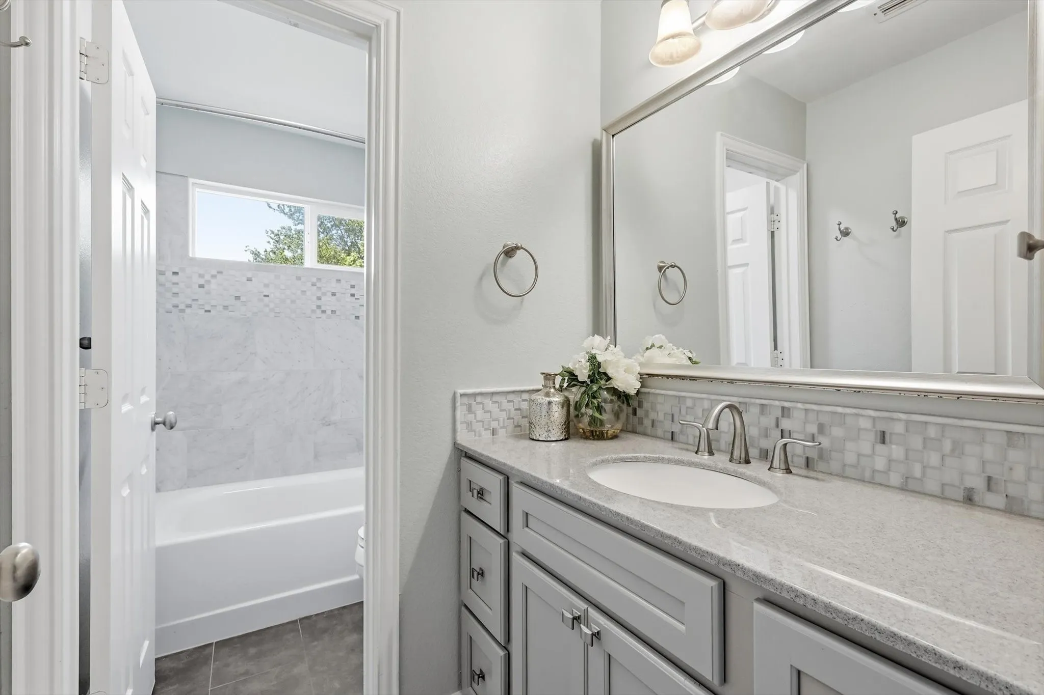 Single Family Residence For Sale in Collin County , 441 Bellevue Drive, Allen, Texas 75013, 4 Bedroom, 4 Bathroom, 2 Garage spaces, 3,048 Sqft, built in 1999, mls#21212642, Real Estate Agent in Allen, Homes For Sale in Collin county, Homes For Sale in Allen, Realtor in Allen Texas, Real Estate Brokerage Independent Realty Texas, Luminita Cordes Realtor