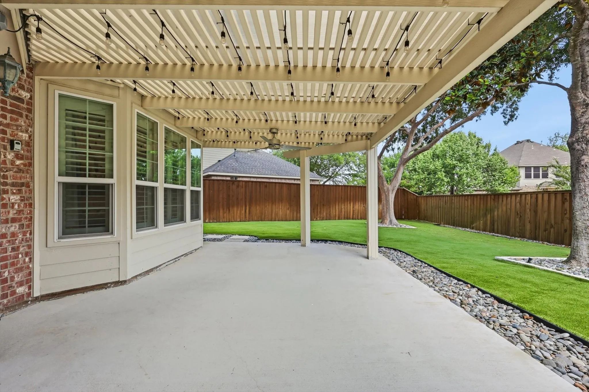 Single Family Residence For Sale in Collin County , 441 Bellevue Drive, Allen, Texas 75013, 4 Bedroom, 4 Bathroom, 2 Garage spaces, 3,048 Sqft, built in 1999, mls#21212642, Real Estate Agent in Allen, Homes For Sale in Collin county, Homes For Sale in Allen, Realtor in Allen Texas, Real Estate Brokerage Independent Realty Texas, Luminita Cordes Realtor