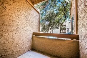 Condominium For Rent in Dallas County , 5550 Spring Valley Road E23, Dallas, Texas 75254, 2 Bedroom, 2 Bathroom, Garage spaces, 1,012 Sqft, built in 1983, mls#21212647, Real Estate Agent in Dallas, Homes For Rent in Dallas county, Homes For Rent in Dallas, Realtor in Dallas Texas, Real Estate Brokerage Independent Realty Texas, Luminita Cordes Realtor