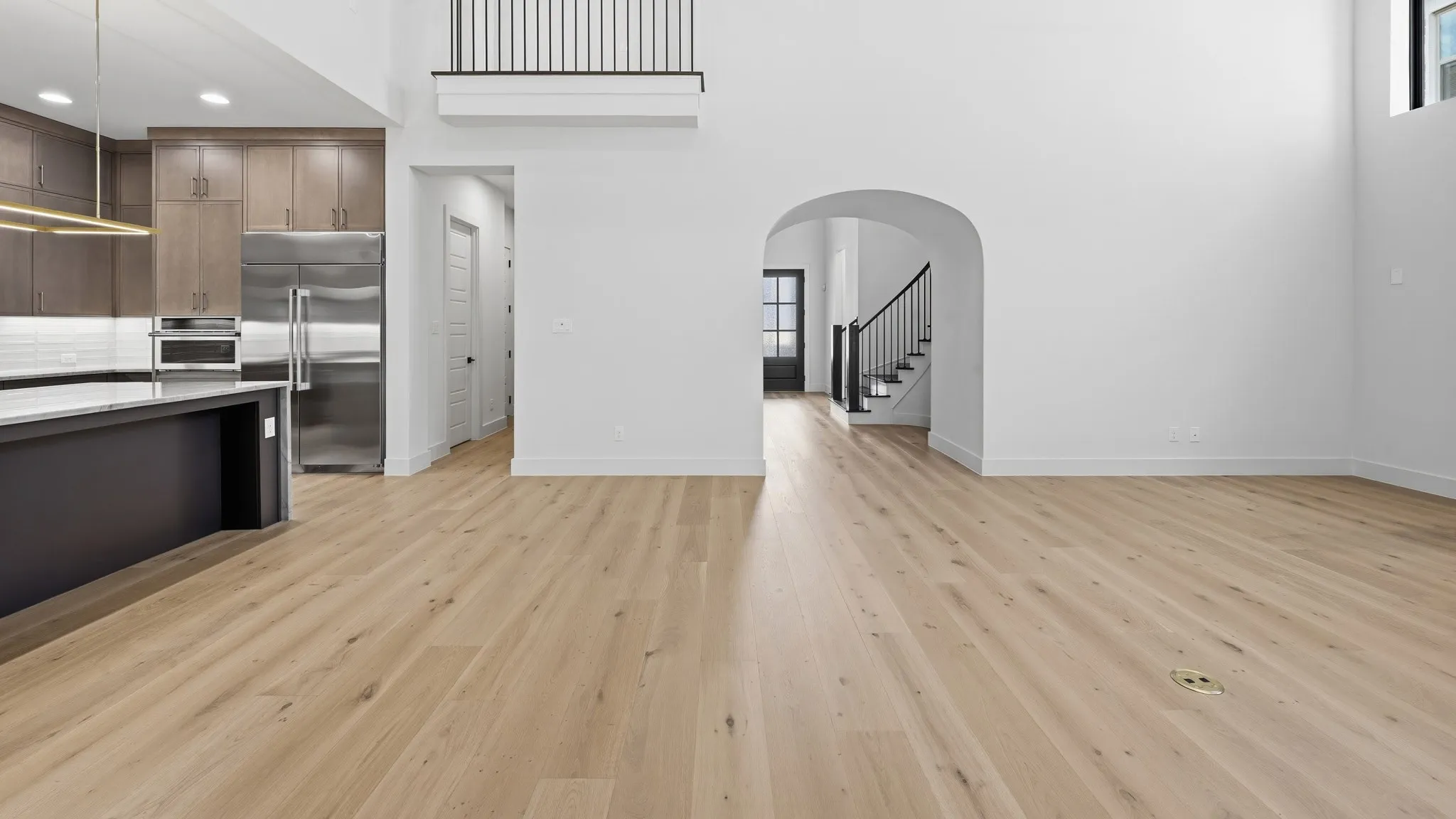 Single Family Residence For Sale in Tarrant County , 713 Huey Court, Hurst, Texas 76054, 5 Bedroom, 6 Bathroom, 4 Garage spaces, 4,221 Sqft, built in 2025, New Construction - Complete, mls#21212679, Real Estate Agent in Hurst, Homes For Sale in Tarrant county, Homes For Sale in Hurst, Realtor in Hurst Texas, Real Estate Brokerage Independent Realty Texas, Luminita Cordes Realtor