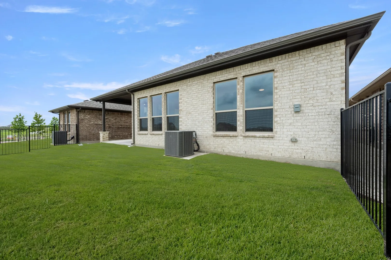 Single Family Residence For Sale in Denton County , 225 Ravenna Boulevard, Justin, Texas 76247, 2 Bedroom, 2 Bathroom, 3 Garage spaces, 2,231 Sqft, built in 2026, New Construction - Incomplete, mls#21212709, Real Estate Agent in Justin, Homes For Sale in Denton county, Homes For Sale in Justin, Realtor in Justin Texas, Real Estate Brokerage Independent Realty Texas, Luminita Cordes Realtor
