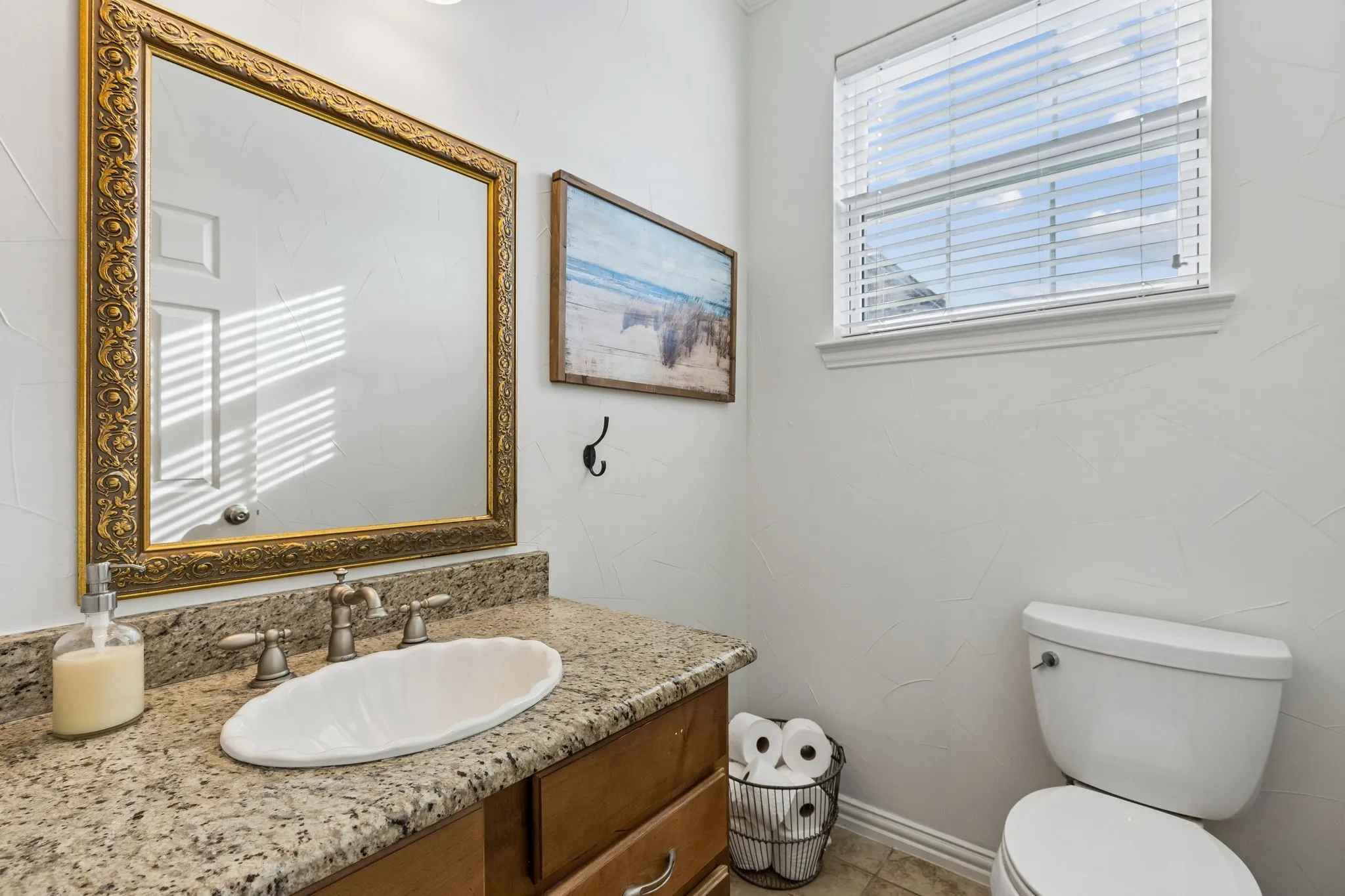 Single Family Residence For Sale in Collin County , 5121 Summerview Lane, Celina, Texas 75009, 5 Bedroom, 4 Bathroom, 3 Garage spaces, 4,304 Sqft, built in 2005, Preowned, mls#21211887, Real Estate Agent in Celina, Homes For Sale in Collin county, Homes For Sale in Celina, Realtor in Celina Texas, Real Estate Brokerage Independent Realty Texas, Luminita Cordes Realtor