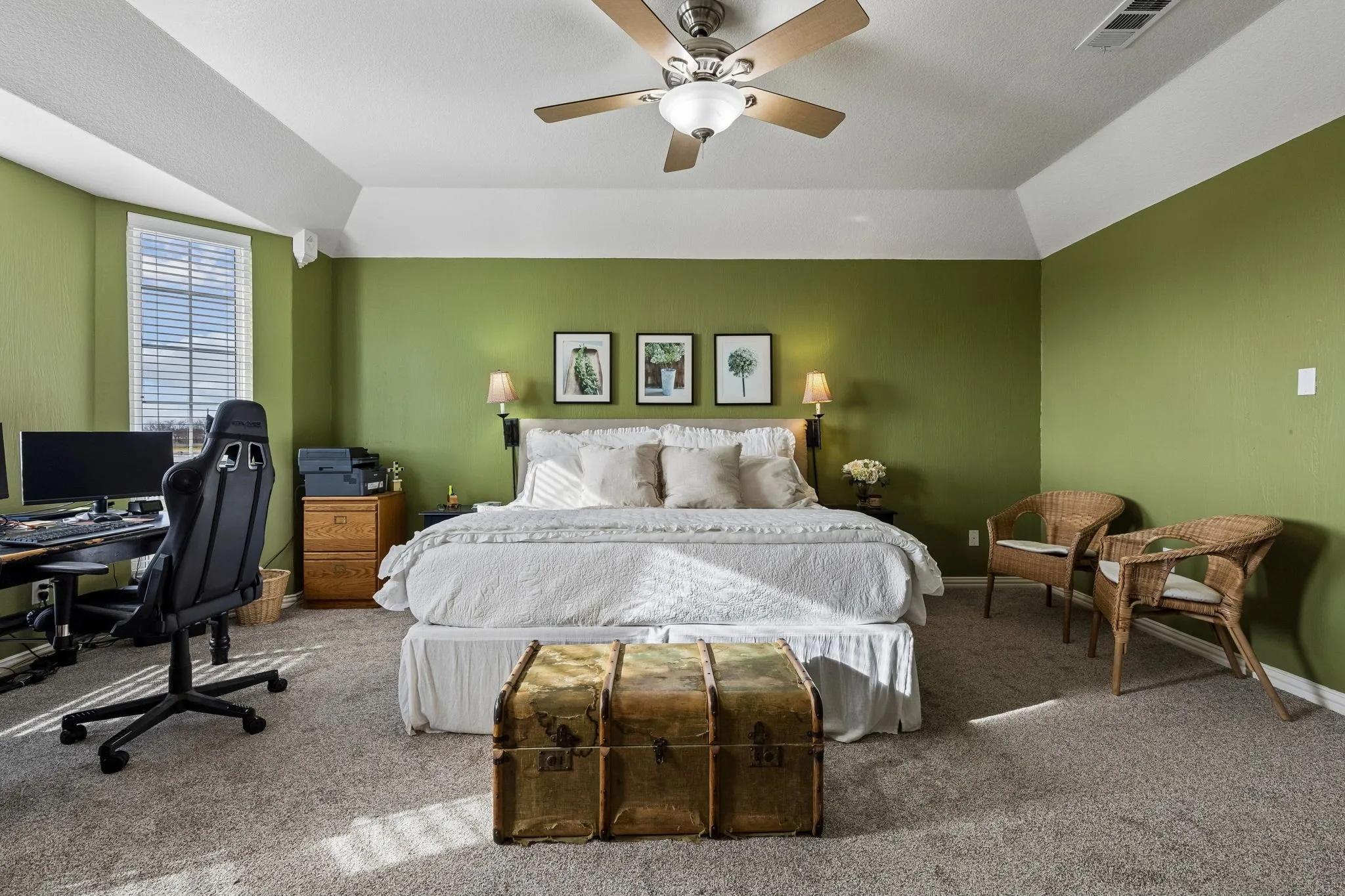 Single Family Residence For Sale in Collin County , 5121 Summerview Lane, Celina, Texas 75009, 5 Bedroom, 4 Bathroom, 3 Garage spaces, 4,304 Sqft, built in 2005, Preowned, mls#21211887, Real Estate Agent in Celina, Homes For Sale in Collin county, Homes For Sale in Celina, Realtor in Celina Texas, Real Estate Brokerage Independent Realty Texas, Luminita Cordes Realtor