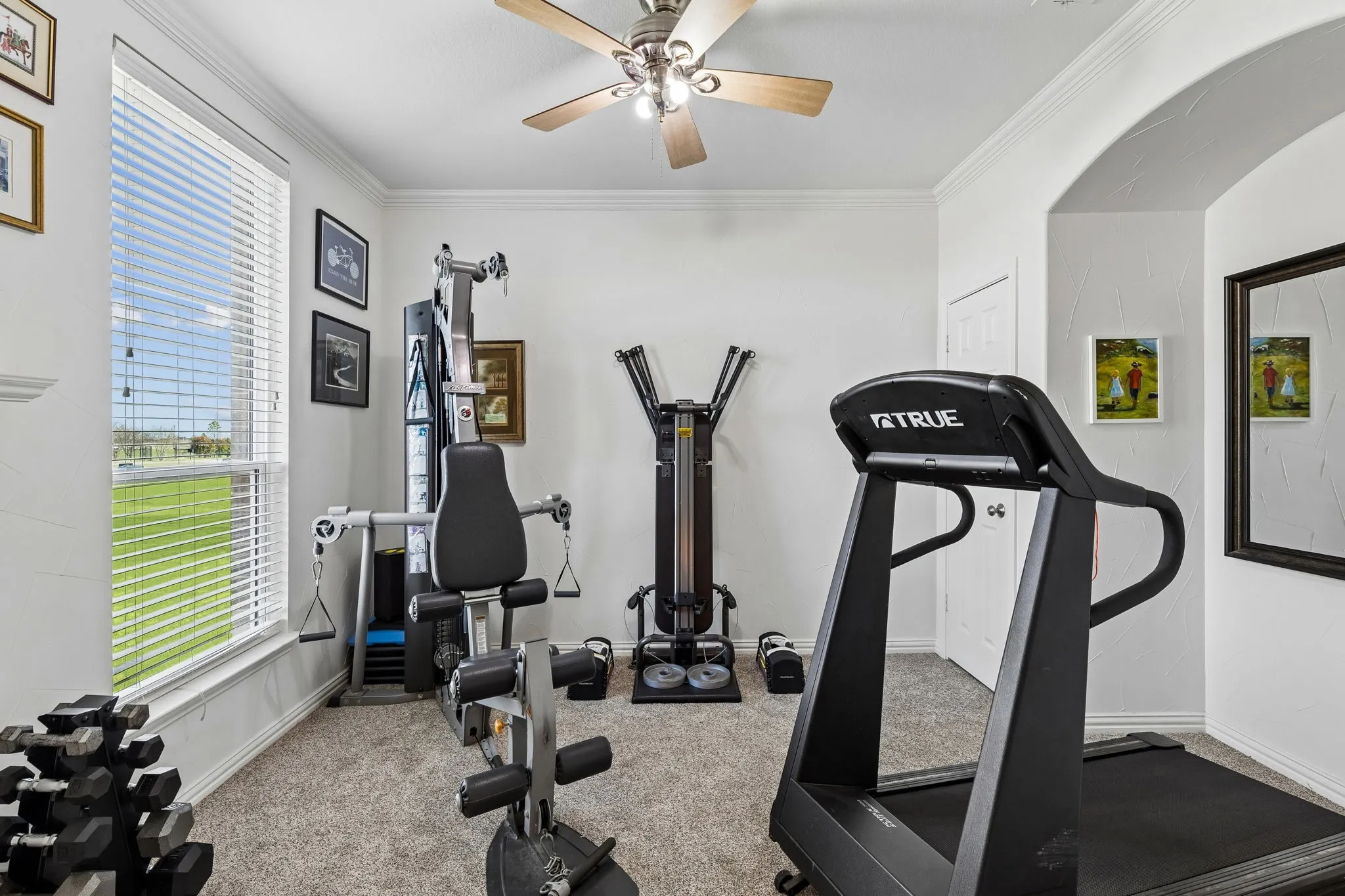 Single Family Residence For Sale in Collin County , 5121 Summerview Lane, Celina, Texas 75009, 5 Bedroom, 4 Bathroom, 3 Garage spaces, 4,304 Sqft, built in 2005, Preowned, mls#21211887, Real Estate Agent in Celina, Homes For Sale in Collin county, Homes For Sale in Celina, Realtor in Celina Texas, Real Estate Brokerage Independent Realty Texas, Luminita Cordes Realtor