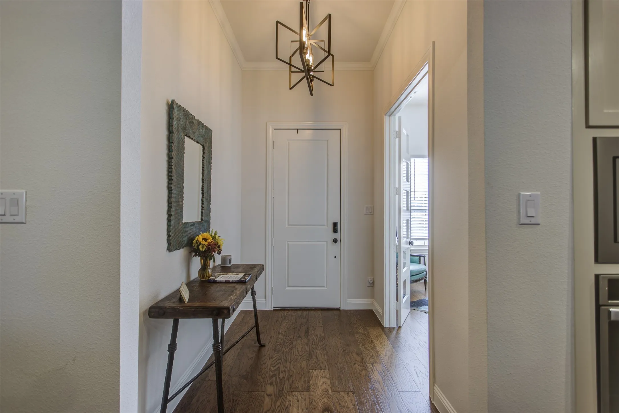 Entry from the open living/kitchen