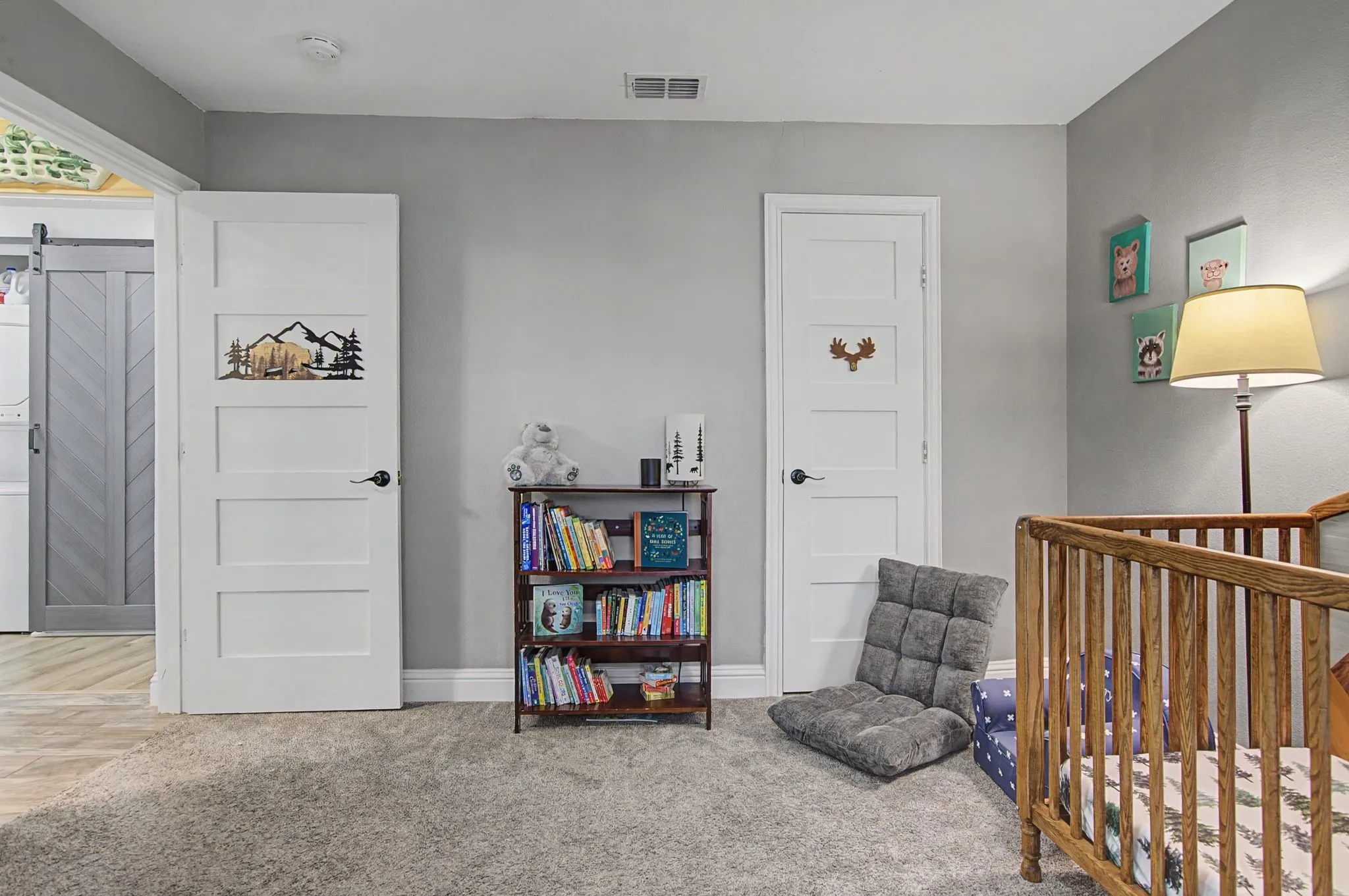 Single Family Residence For Sale in Dallas County , 307 S Lindale Lane, Richardson, Texas 75080, 3 Bedroom, 2 Bathroom, 2 Garage spaces, 1,666 Sqft, built in 1954, Preowned, mls#21211258, Real Estate Agent in Richardson, Homes For Sale in Dallas county, Homes For Sale in Richardson, Realtor in Richardson Texas, Real Estate Brokerage Independent Realty Texas, Luminita Cordes Realtor