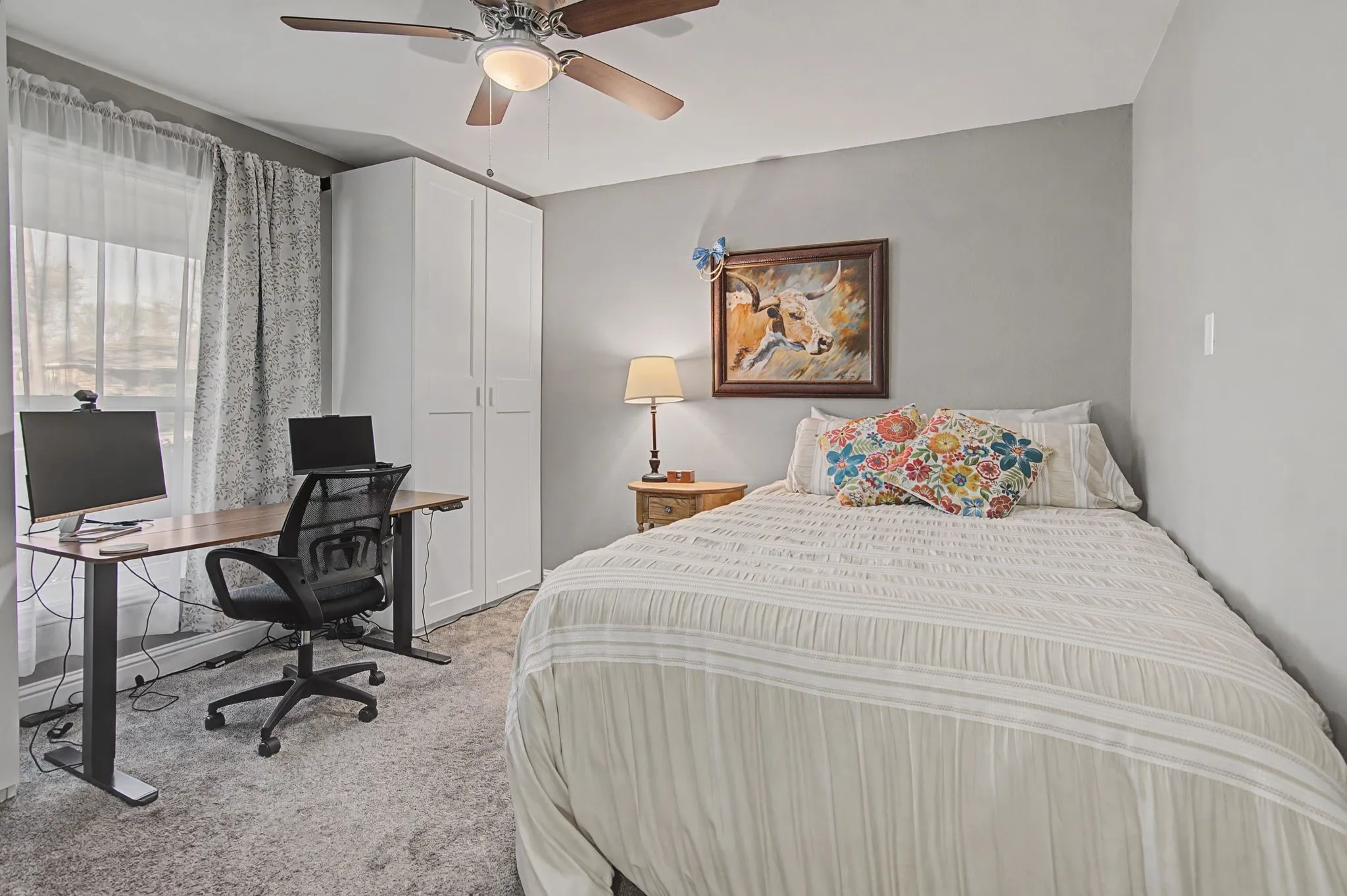 Single Family Residence For Sale in Dallas County , 307 S Lindale Lane, Richardson, Texas 75080, 3 Bedroom, 2 Bathroom, 2 Garage spaces, 1,666 Sqft, built in 1954, Preowned, mls#21211258, Real Estate Agent in Richardson, Homes For Sale in Dallas county, Homes For Sale in Richardson, Realtor in Richardson Texas, Real Estate Brokerage Independent Realty Texas, Luminita Cordes Realtor